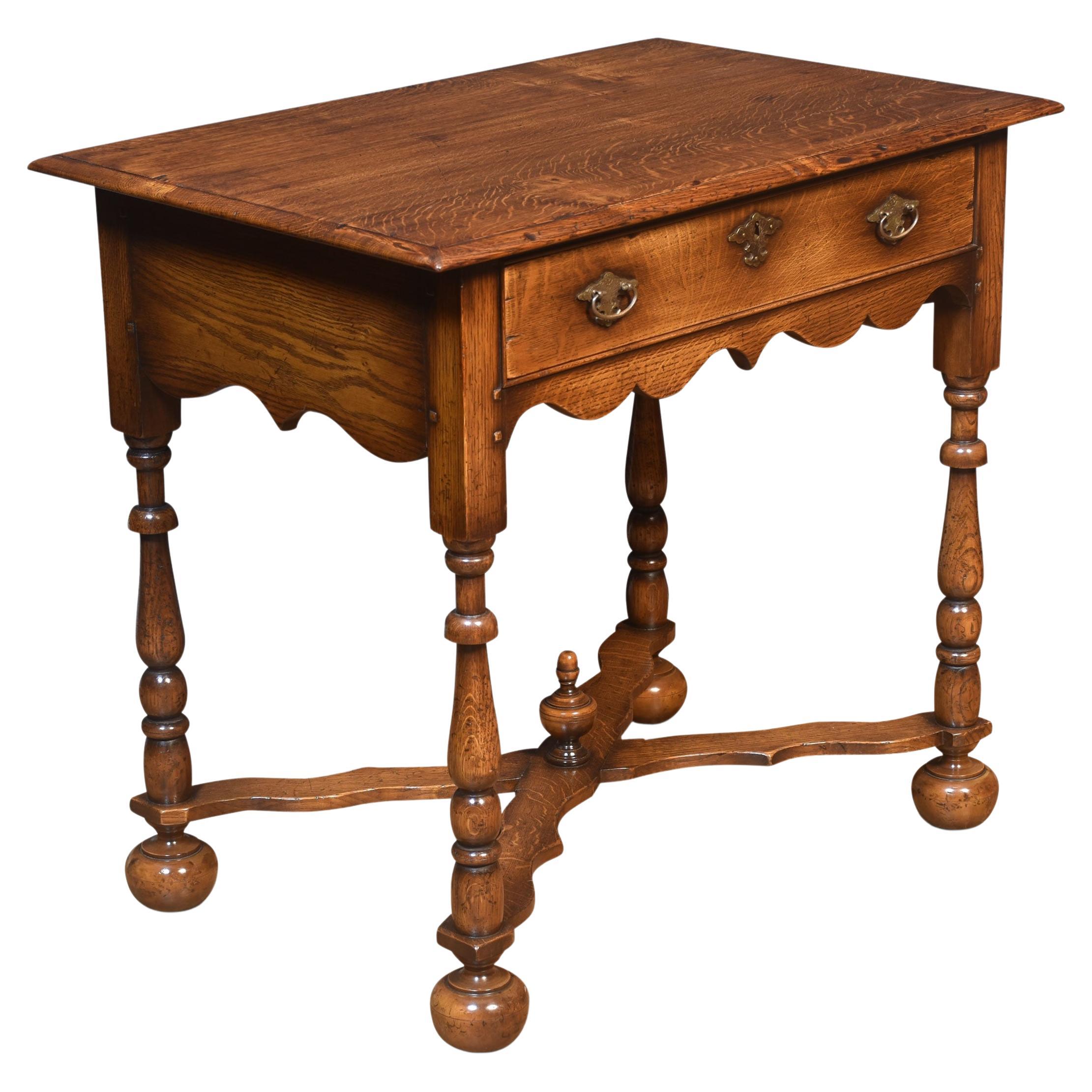 17th century style oak side table For Sale