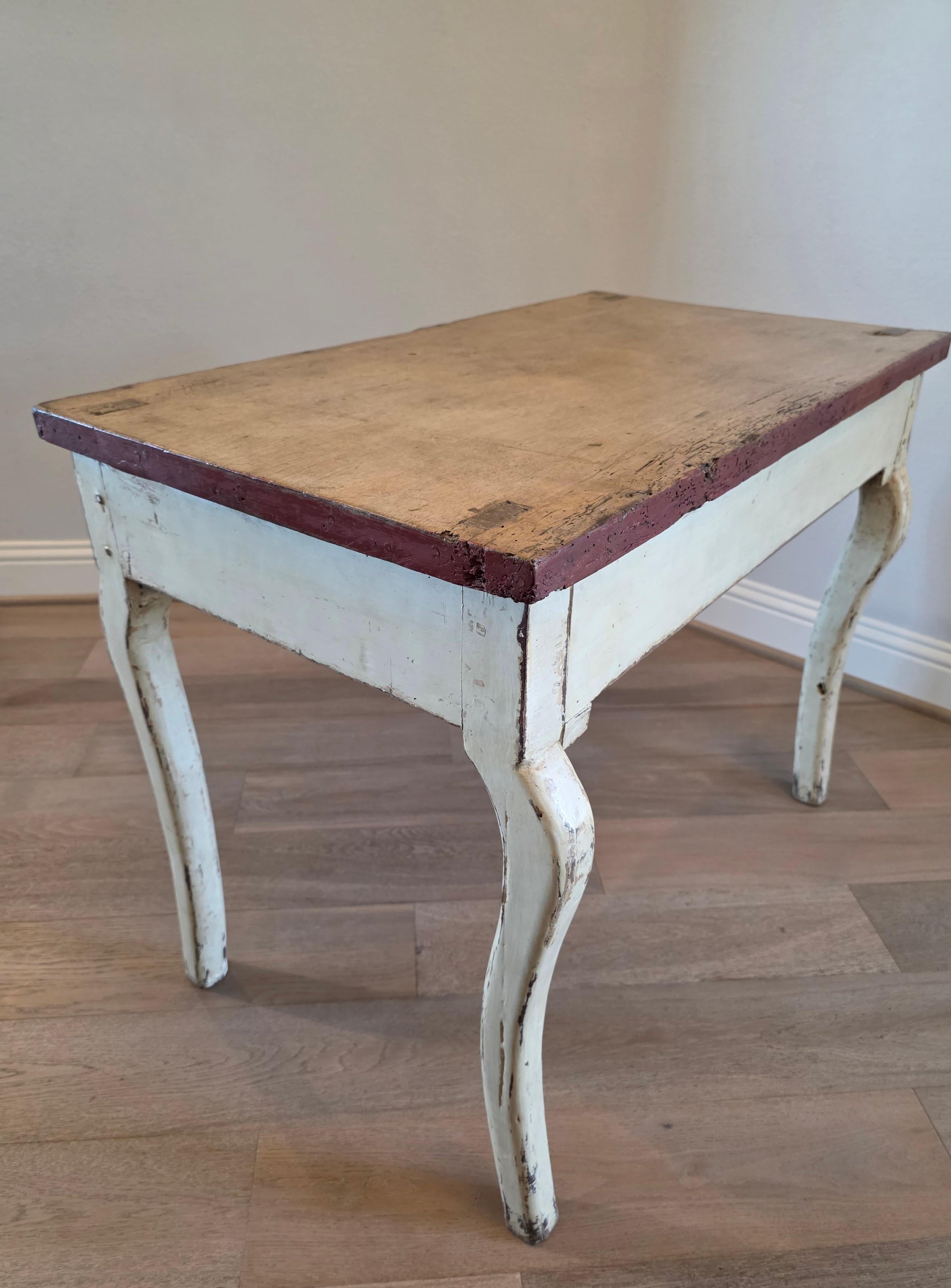 17th Century Swedish Paint Decorated Pine Single Drawer Table For Sale 4