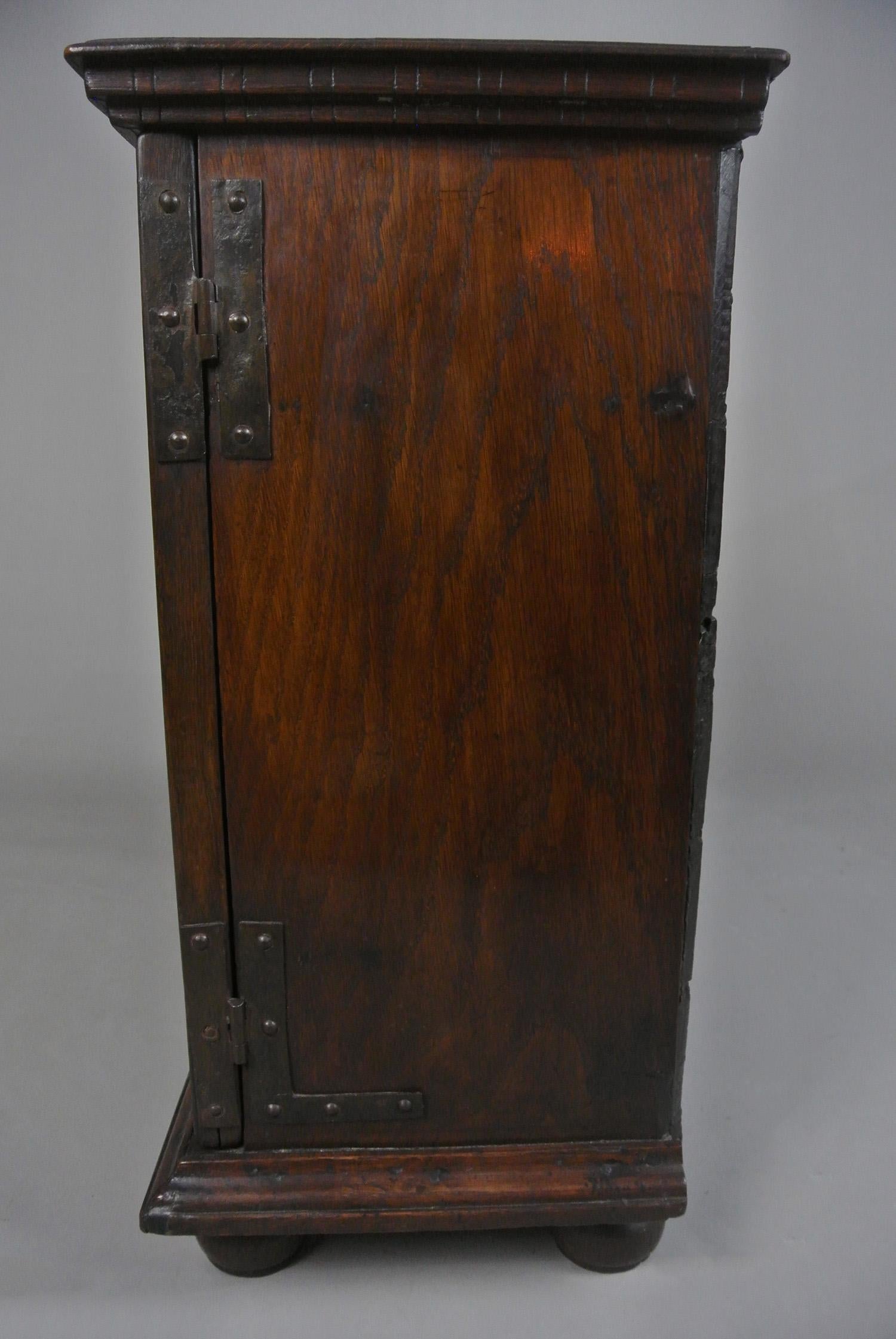 17th Century Table Top Oak Spice Cabinet c. 1670 1