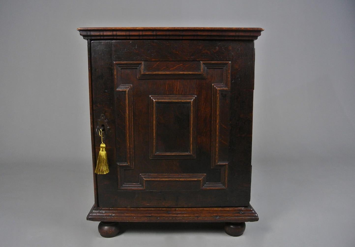 17th Century Table Top Oak Spice Cabinet c. 1670 4
