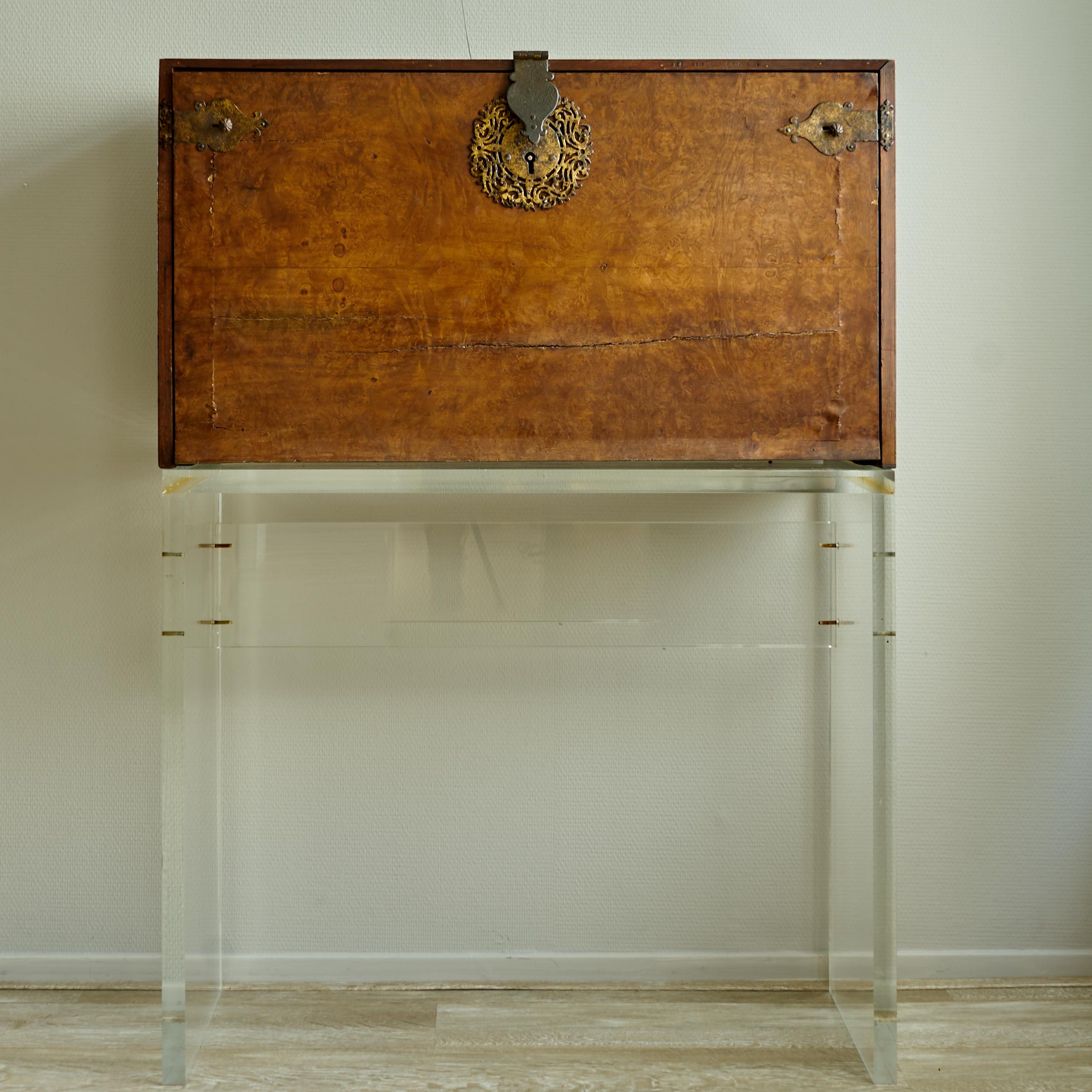 Portuguese 17th Century Table Writing Desk For Sale
