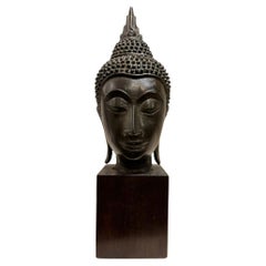 Tête de Bouddha en bronze laqué thaïlandais du 17ème siècle