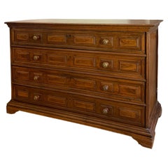 17th Century Tuscan Chest of Drawers in Walnut