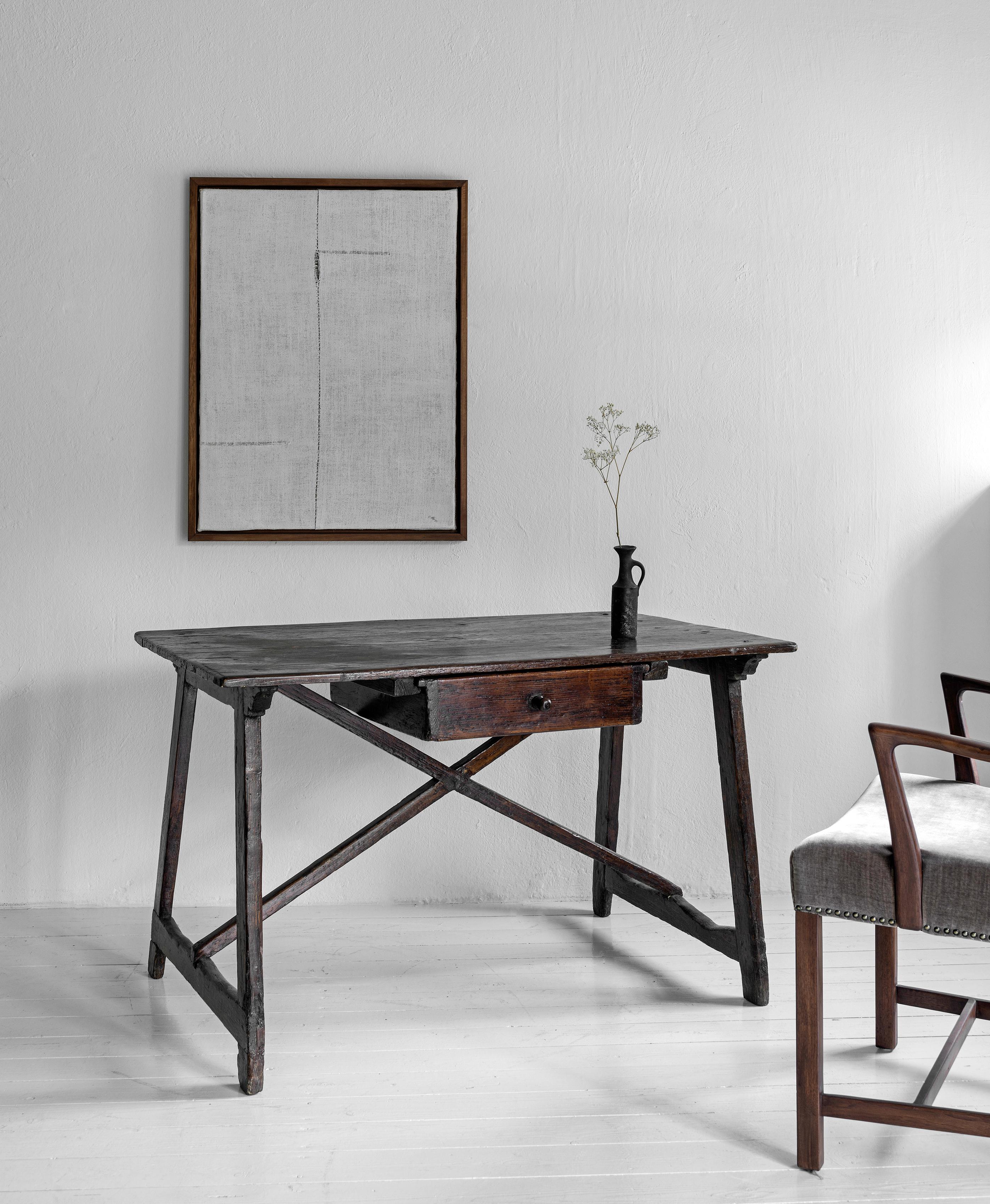 Italian 17th Century Tuscan Desk