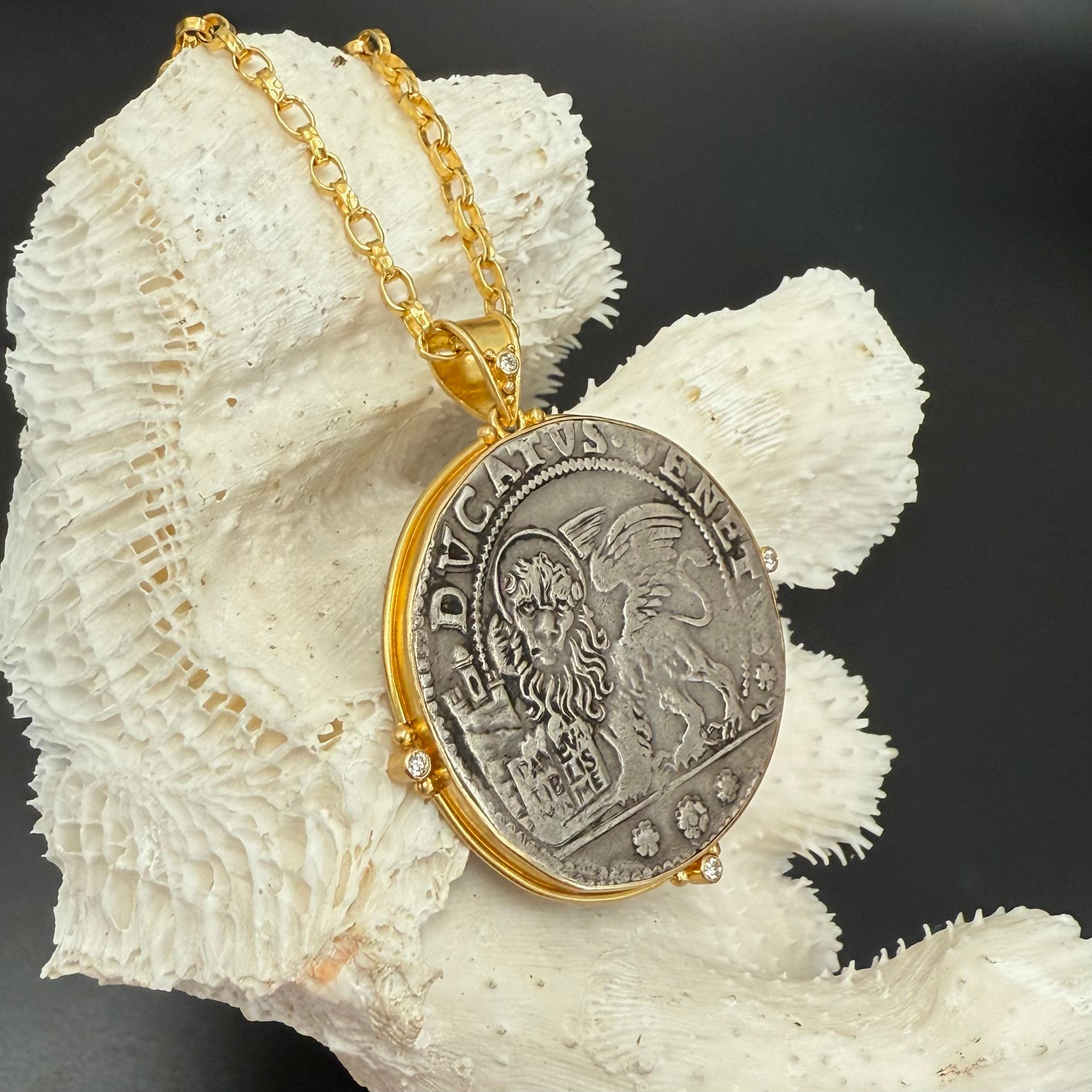 Colgante de oro de 18 quilates con diamantes del León de San Marcos de Venecia del siglo XVII en venta 2