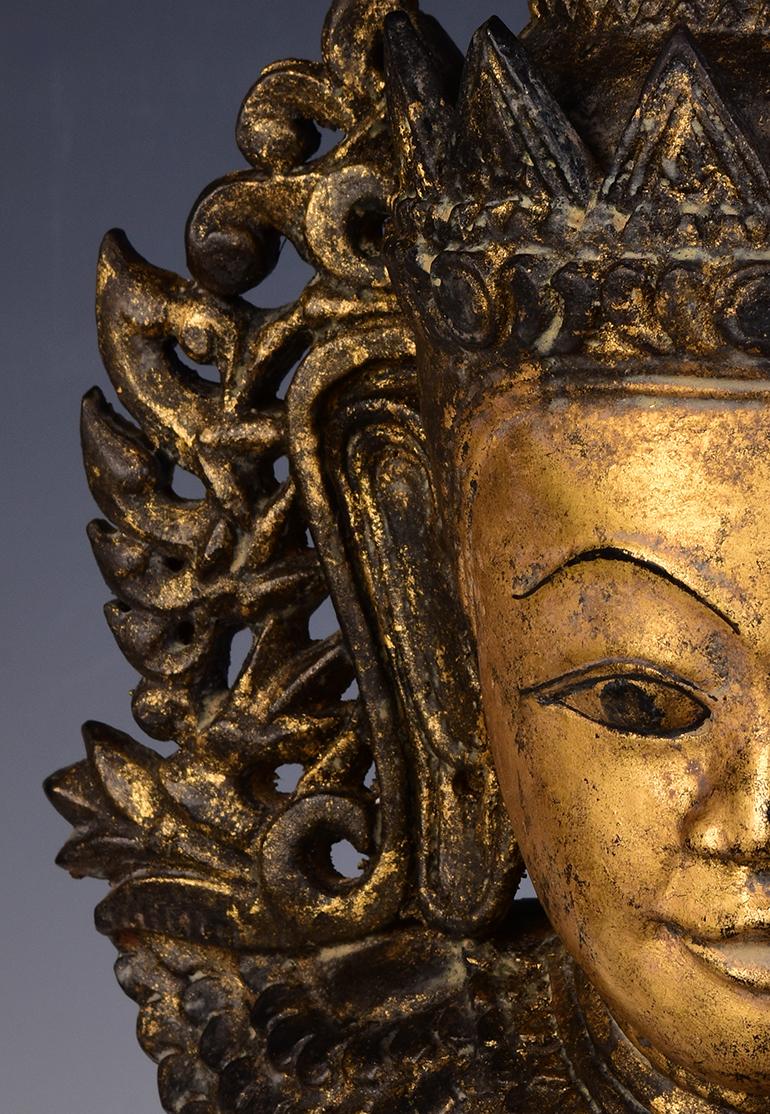 18th Century and Earlier 17th Century, Very Rare Antique Burmese Wooden Seated Crowned Buddha  For Sale