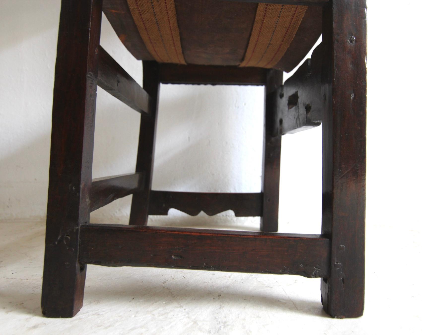 17th Century Walnut and Leather Armchair For Sale 11
