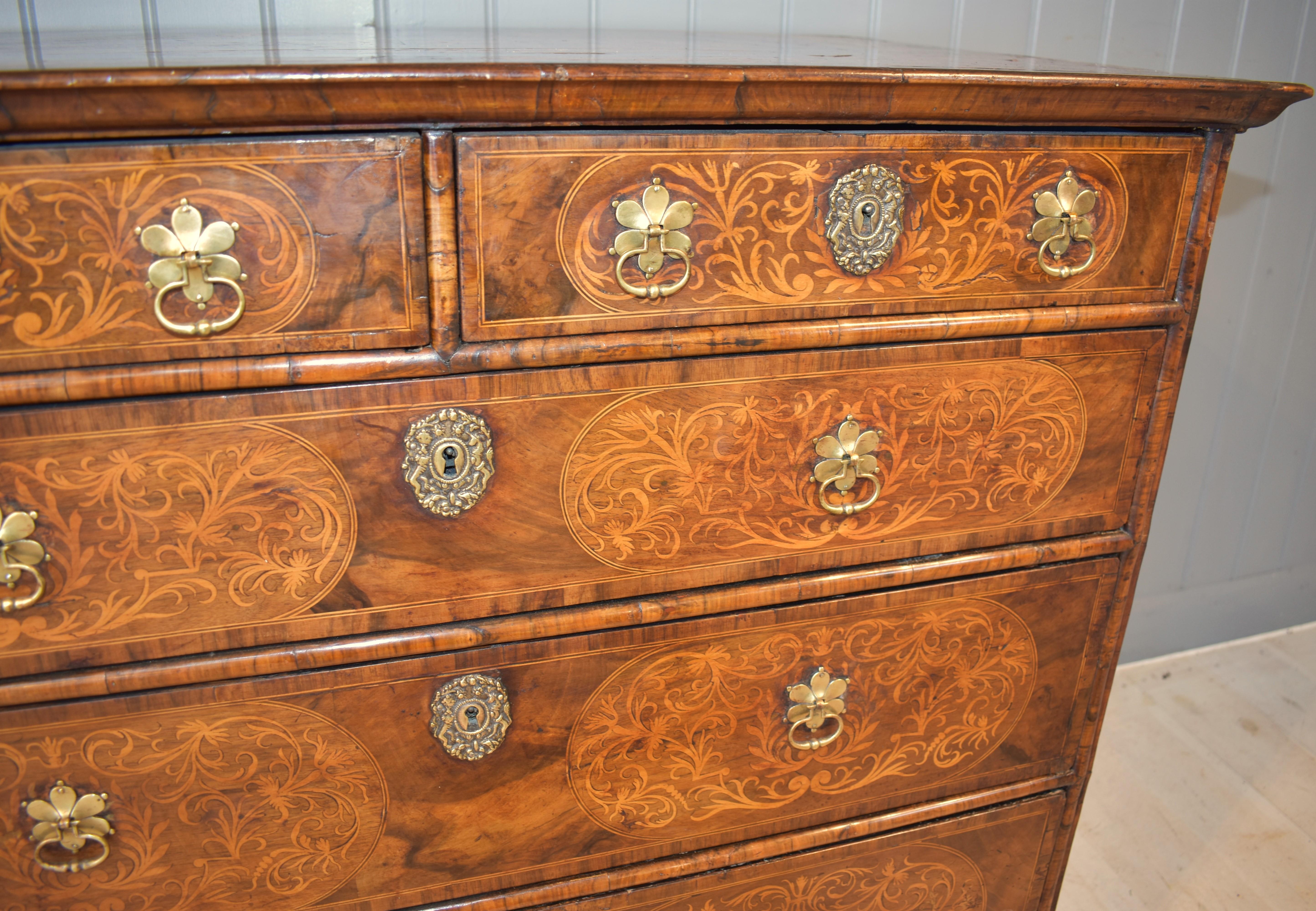 Veneer 17th century walnut chest of drawers