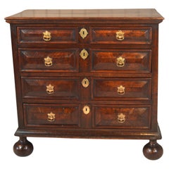 17th century walnut chest of drawers