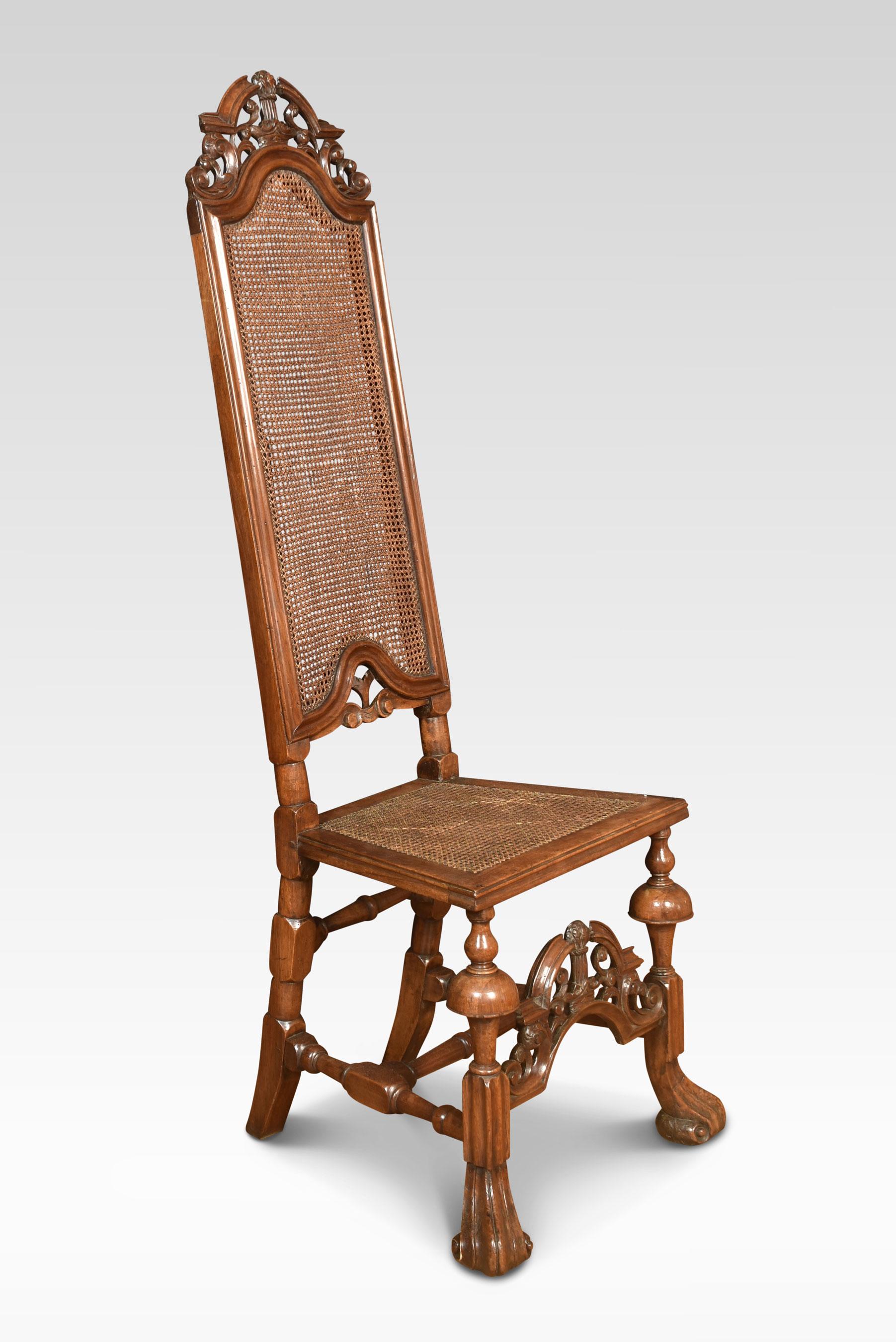 17th century walnut high back chair In Good Condition For Sale In Cheshire, GB