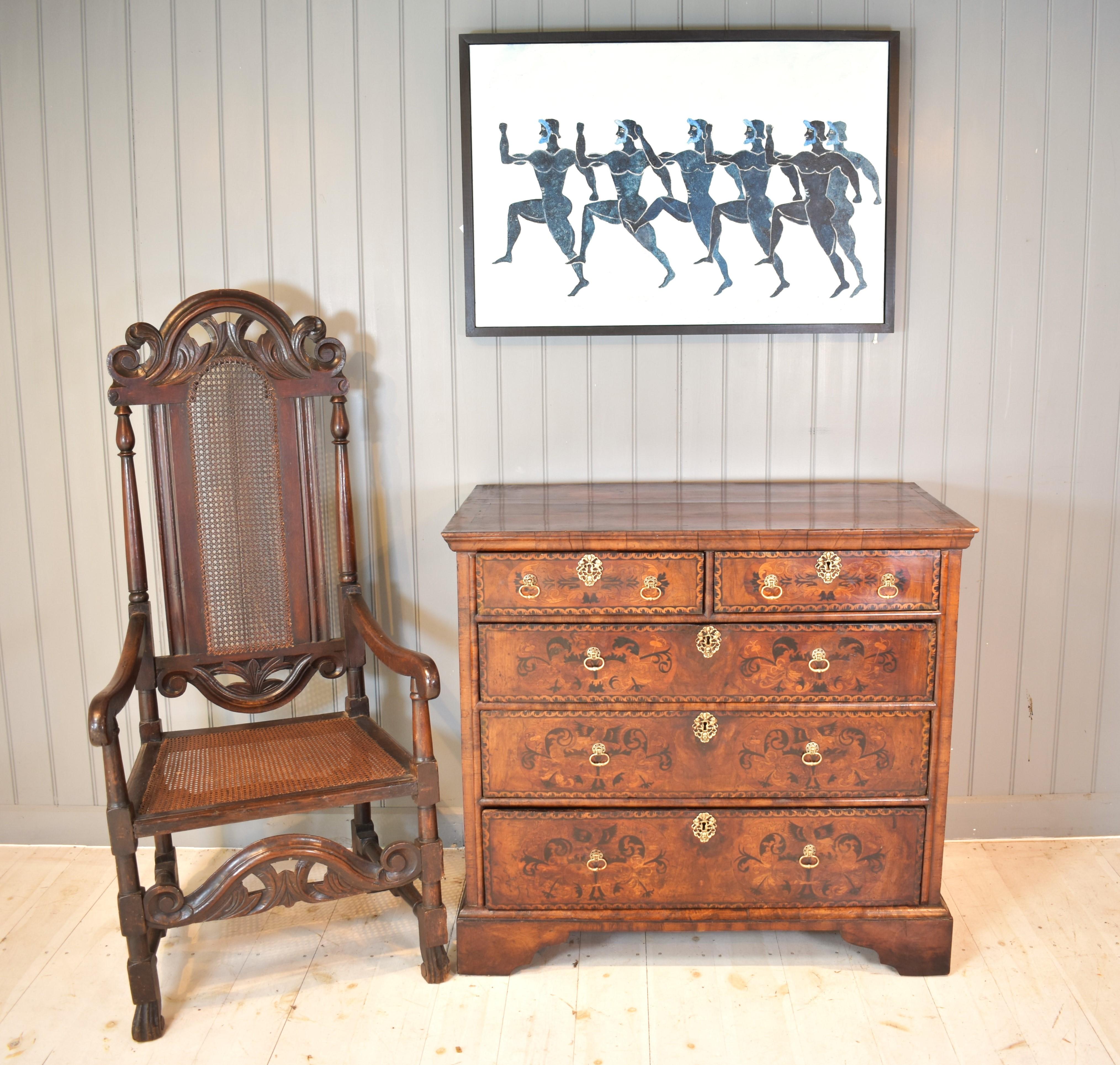 18th Century and Earlier 17th century walnut marquetry William and Mary  chest of drawers For Sale