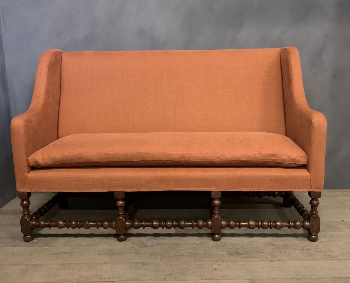 Walnuss-Sofa aus dem 17. (Französisch) im Angebot