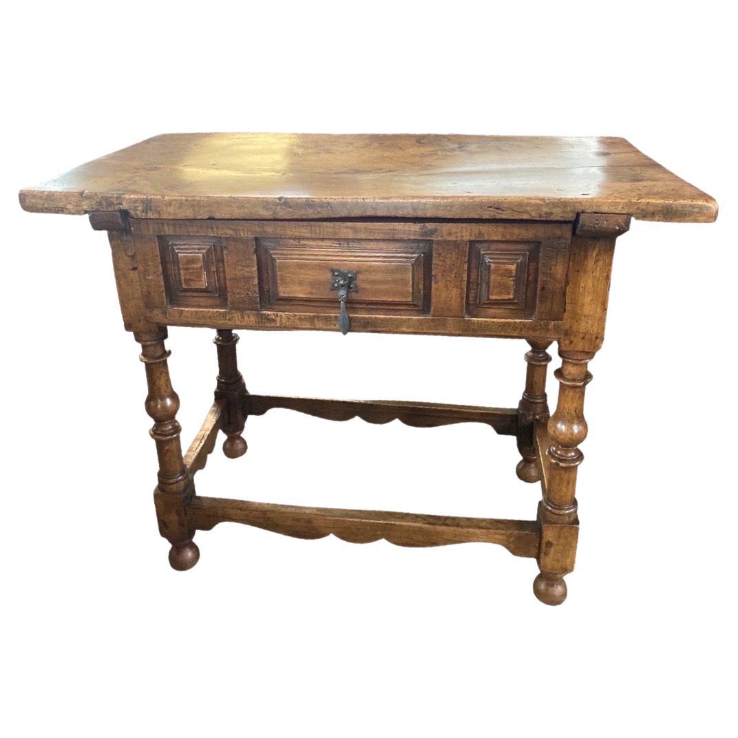 17th Century Walnut Spanish Side Table / End Table