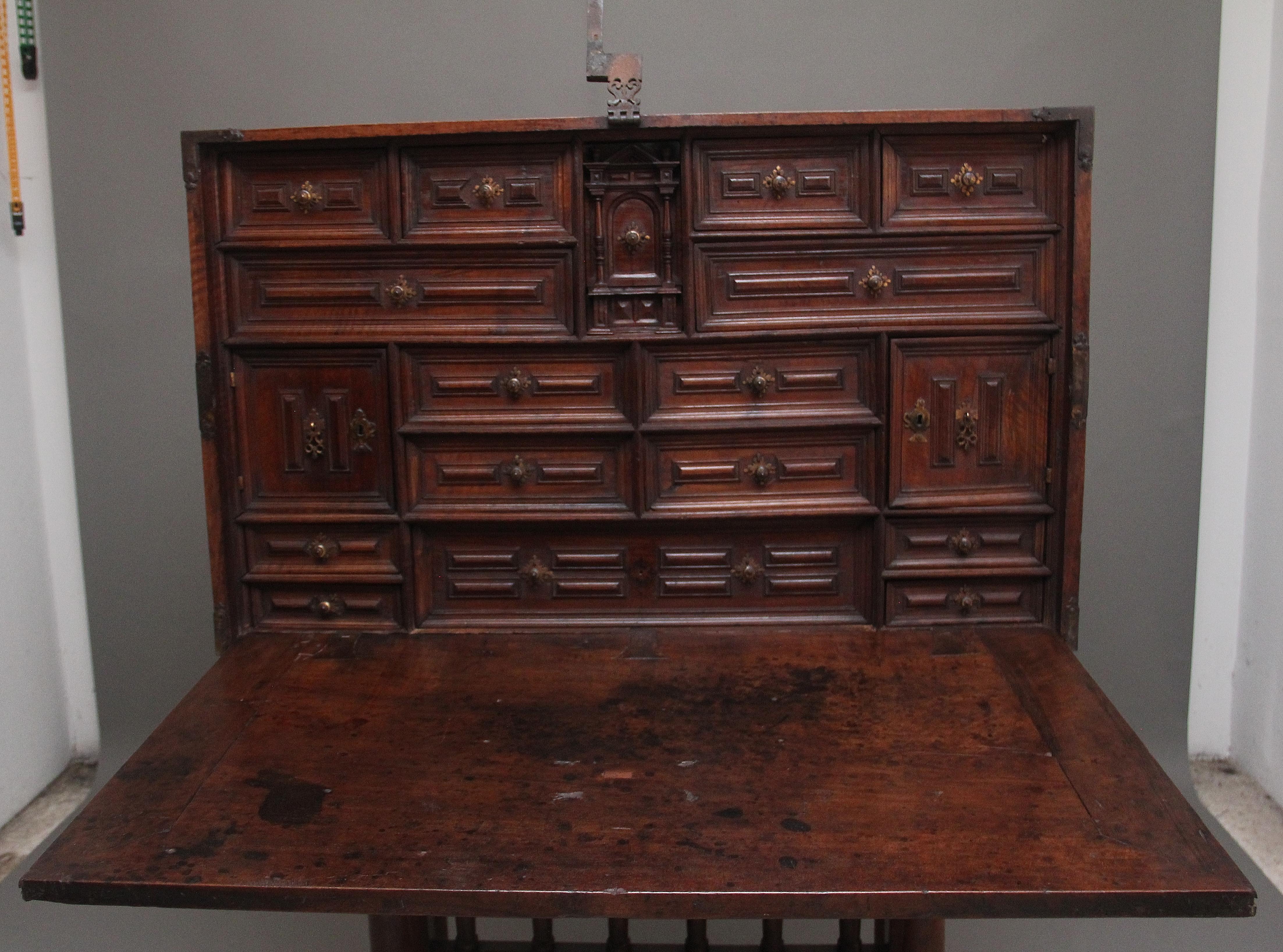 17th Century walnut Vargueno on stand In Good Condition For Sale In Martlesham, GB