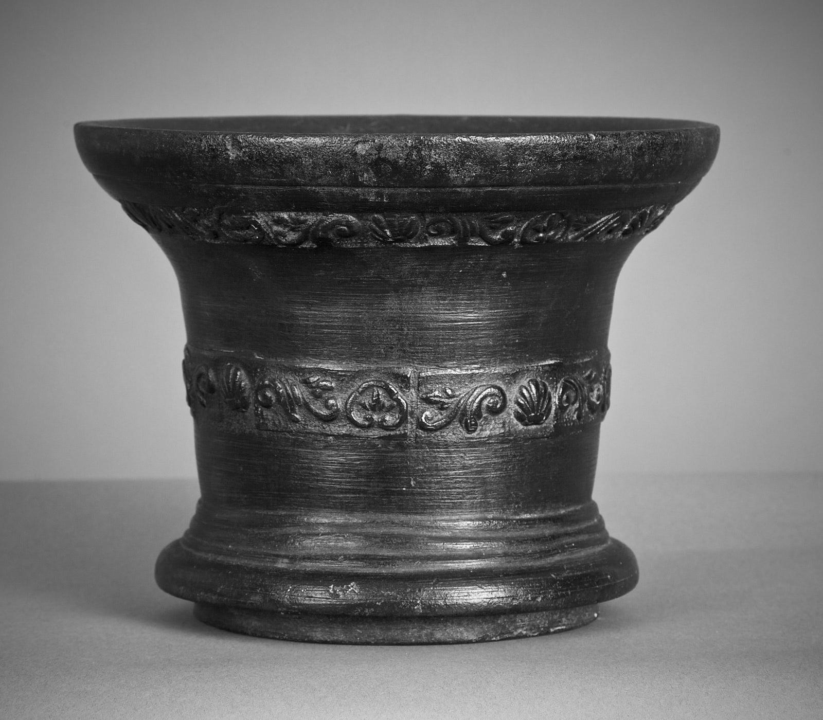 British 17th Century Whitechapel Bronze Mortar, London, 1630-1650