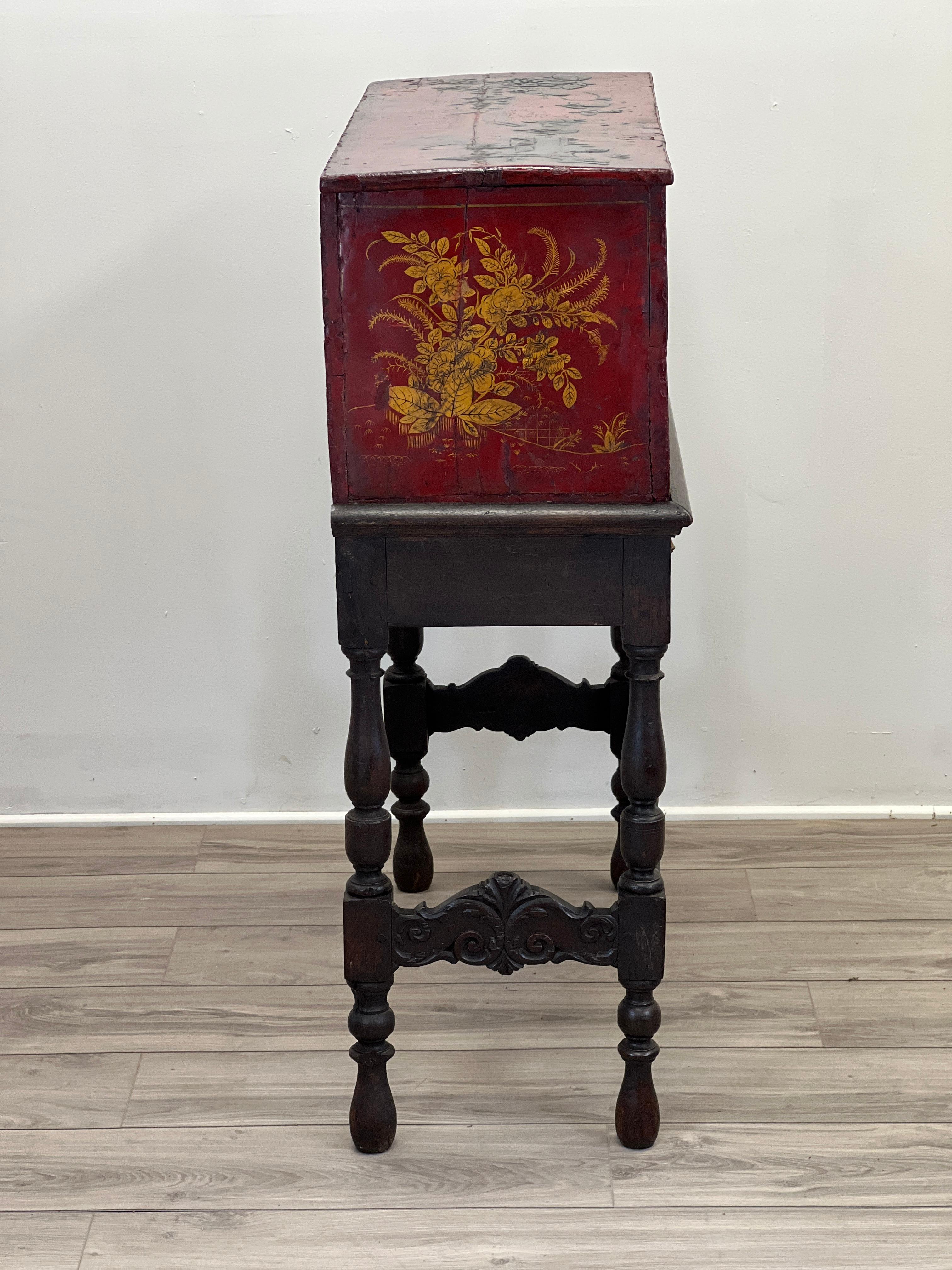 17th Century, William and Mary Chinoiserie Trunk on Stand  For Sale 1