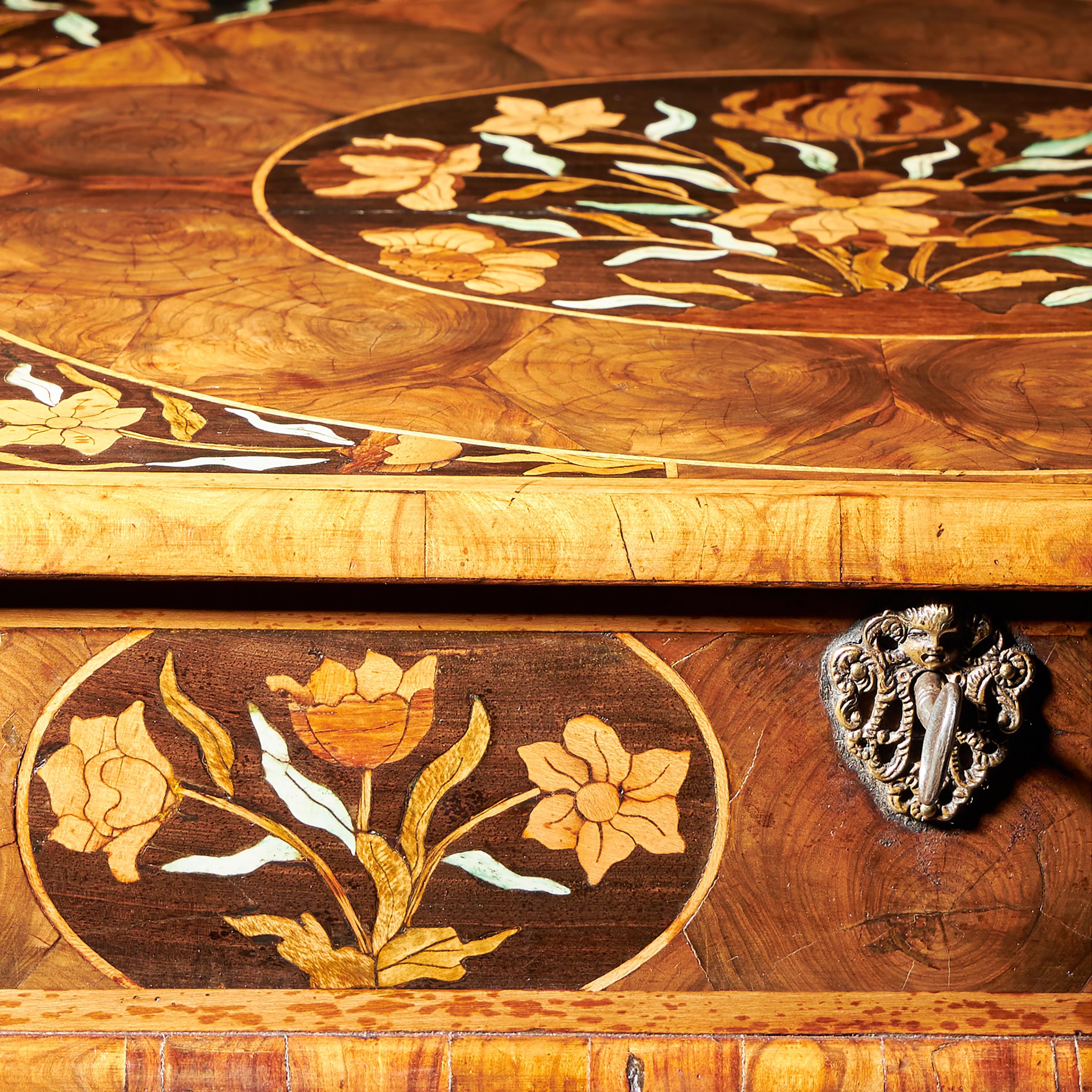 Bone 17th Century William and Mary Floral Marquetry Olive Oyster Lace Box, circa 1680