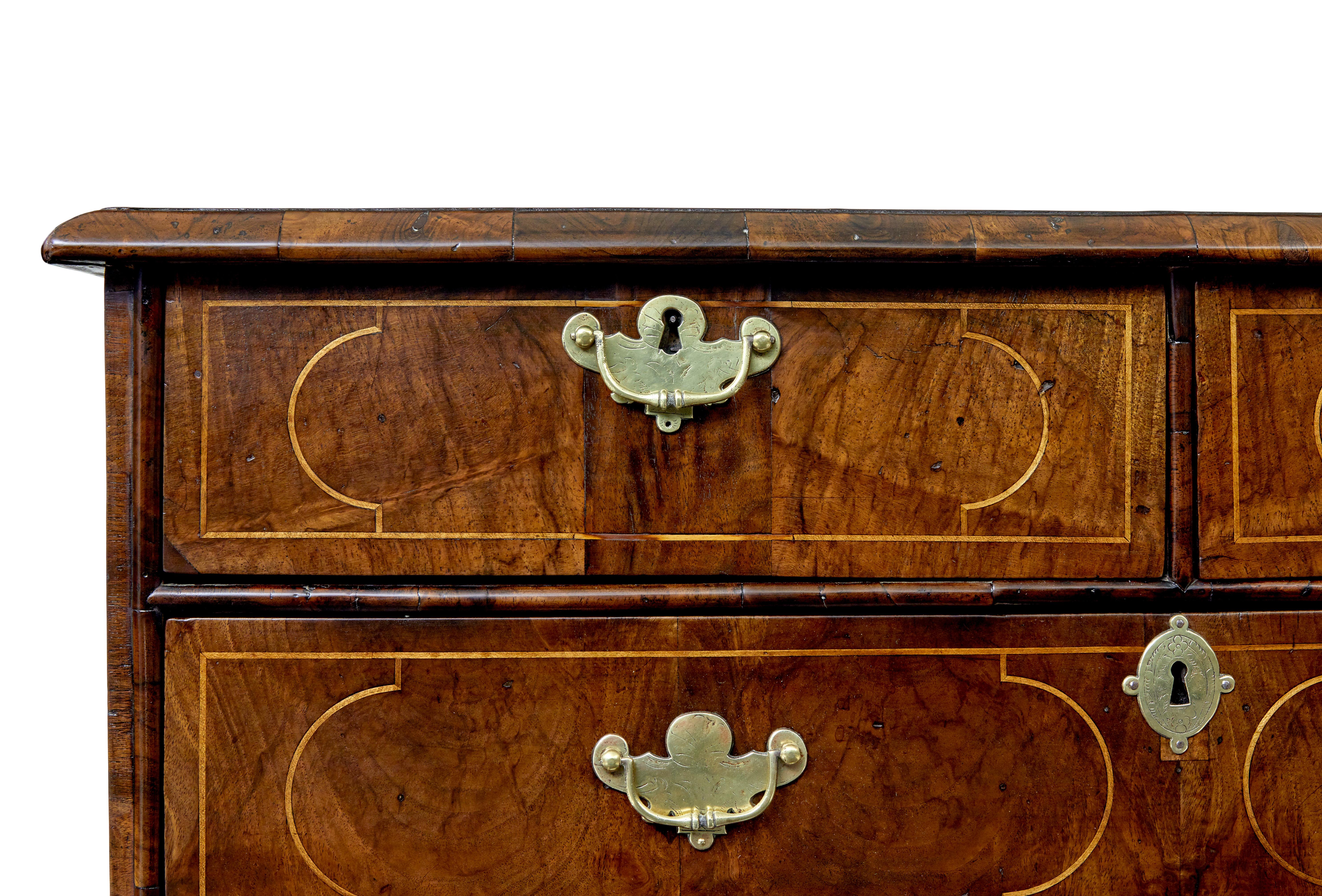 Walnut 17th century William and Mary inlaid walnut chest of drawers For Sale