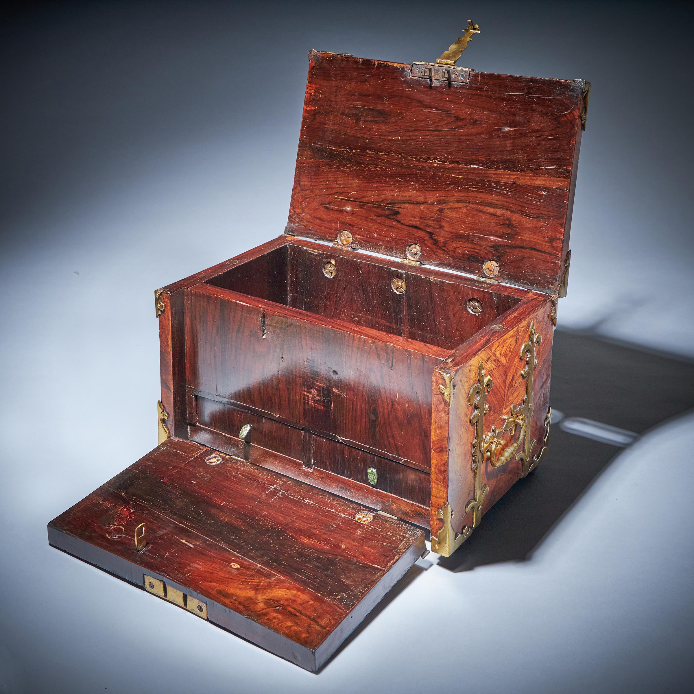 17th Century William and Mary Kingwood Coffre Fort Box Concealing Three Secrets In Good Condition In Oxfordshire, United Kingdom