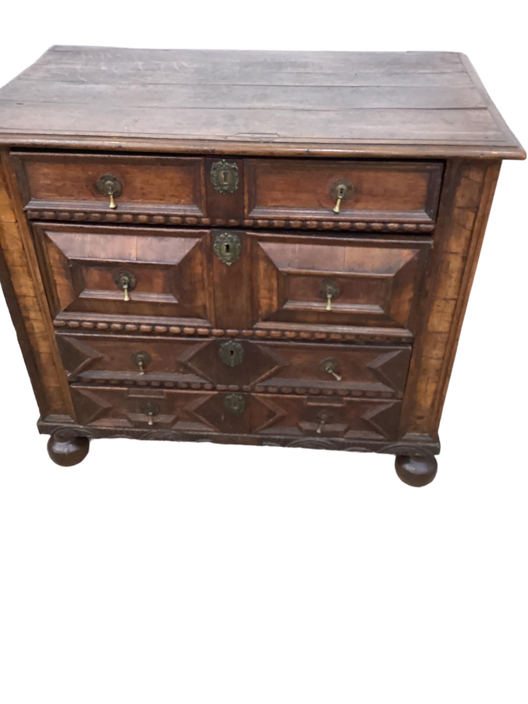 17th Century William and Mary Oak Chest  For Sale 2