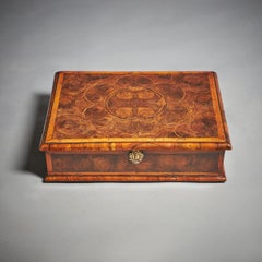 Original 17th Century William and Mary Olive Oyster Lace Box, Circa 1680-1700