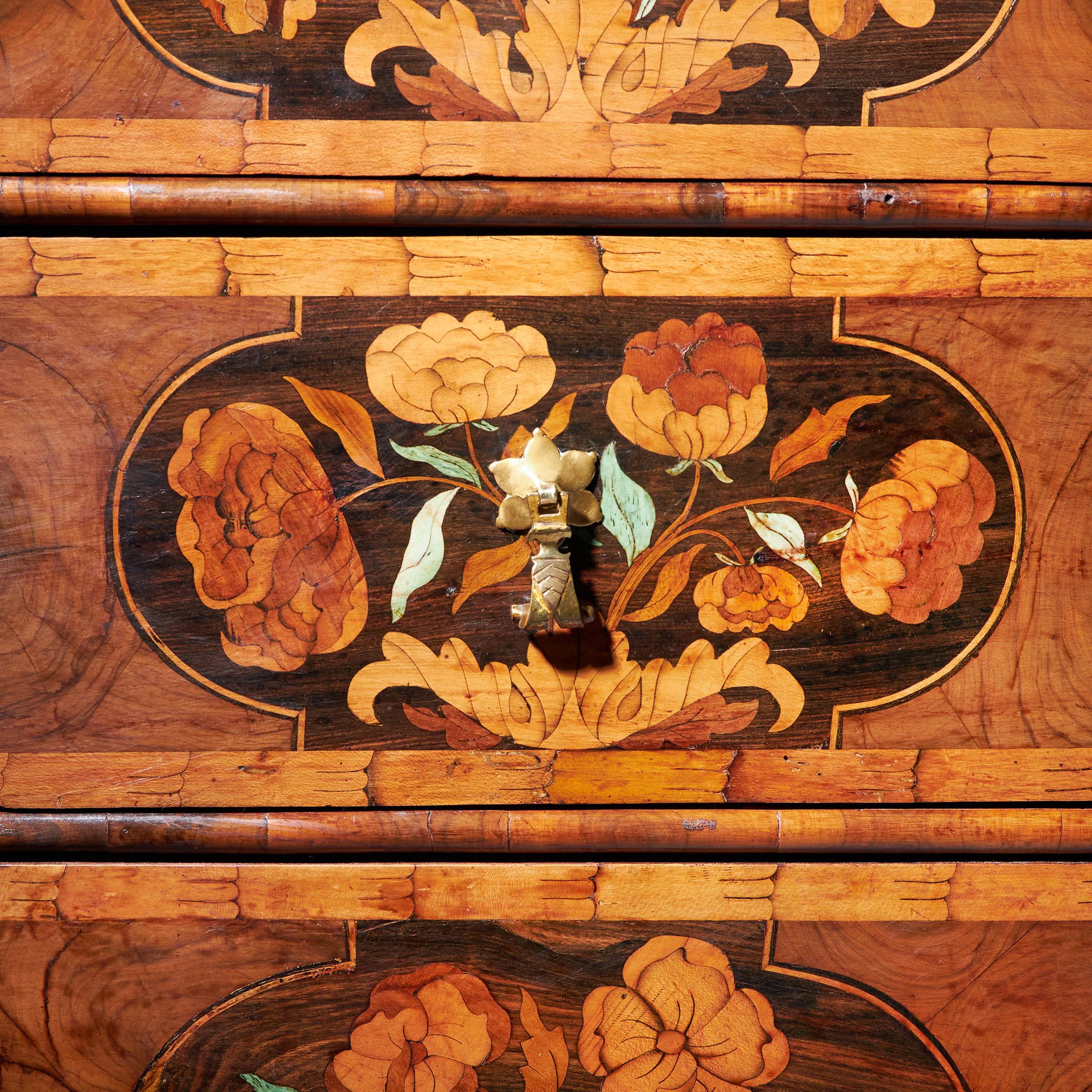 17th Century William and Mary Olive Oyster Marquetry Escritoire, circa 1680 For Sale 11