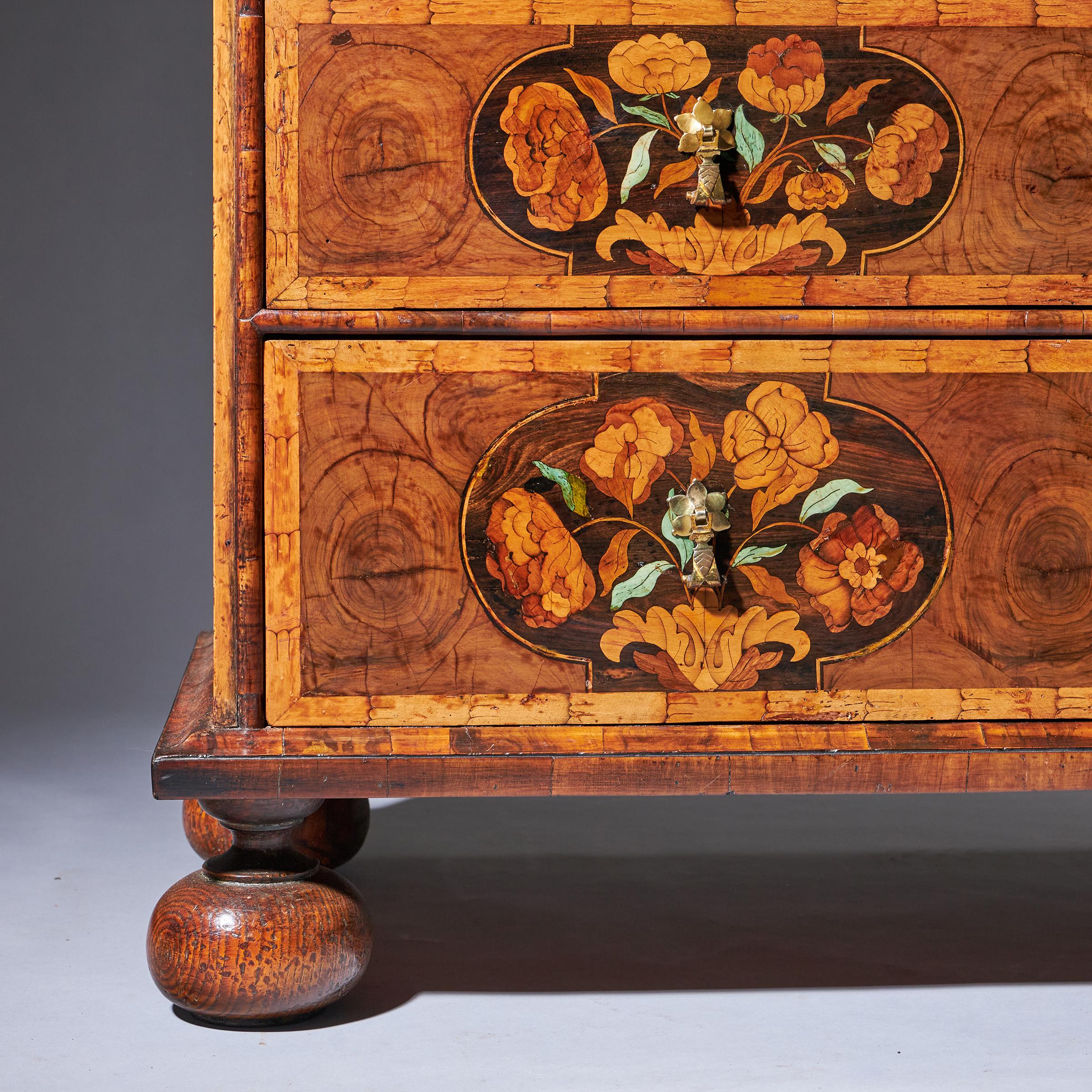 17th Century William and Mary Olive Oyster Marquetry Escritoire, circa 1680 For Sale 12