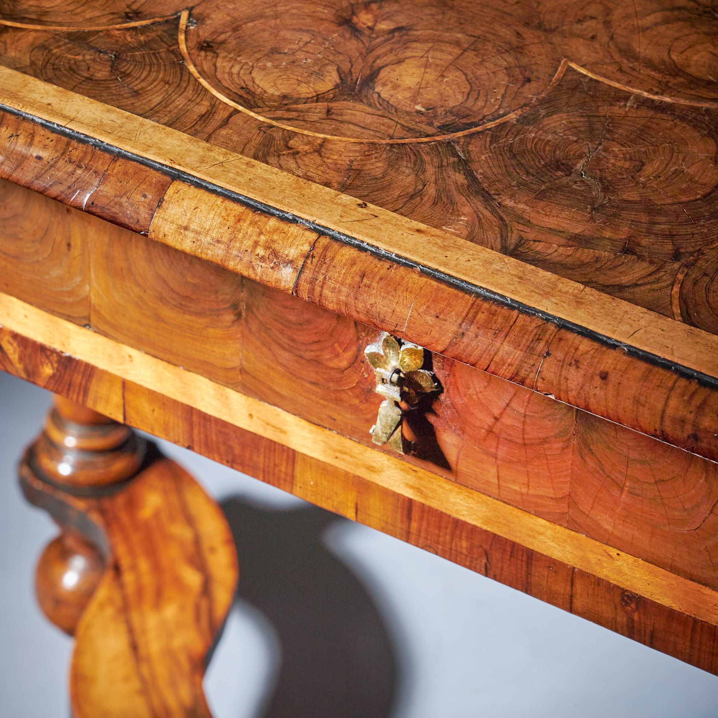 17th Century William and Mary Olive Oyster Table, Circa 1680-1700 11