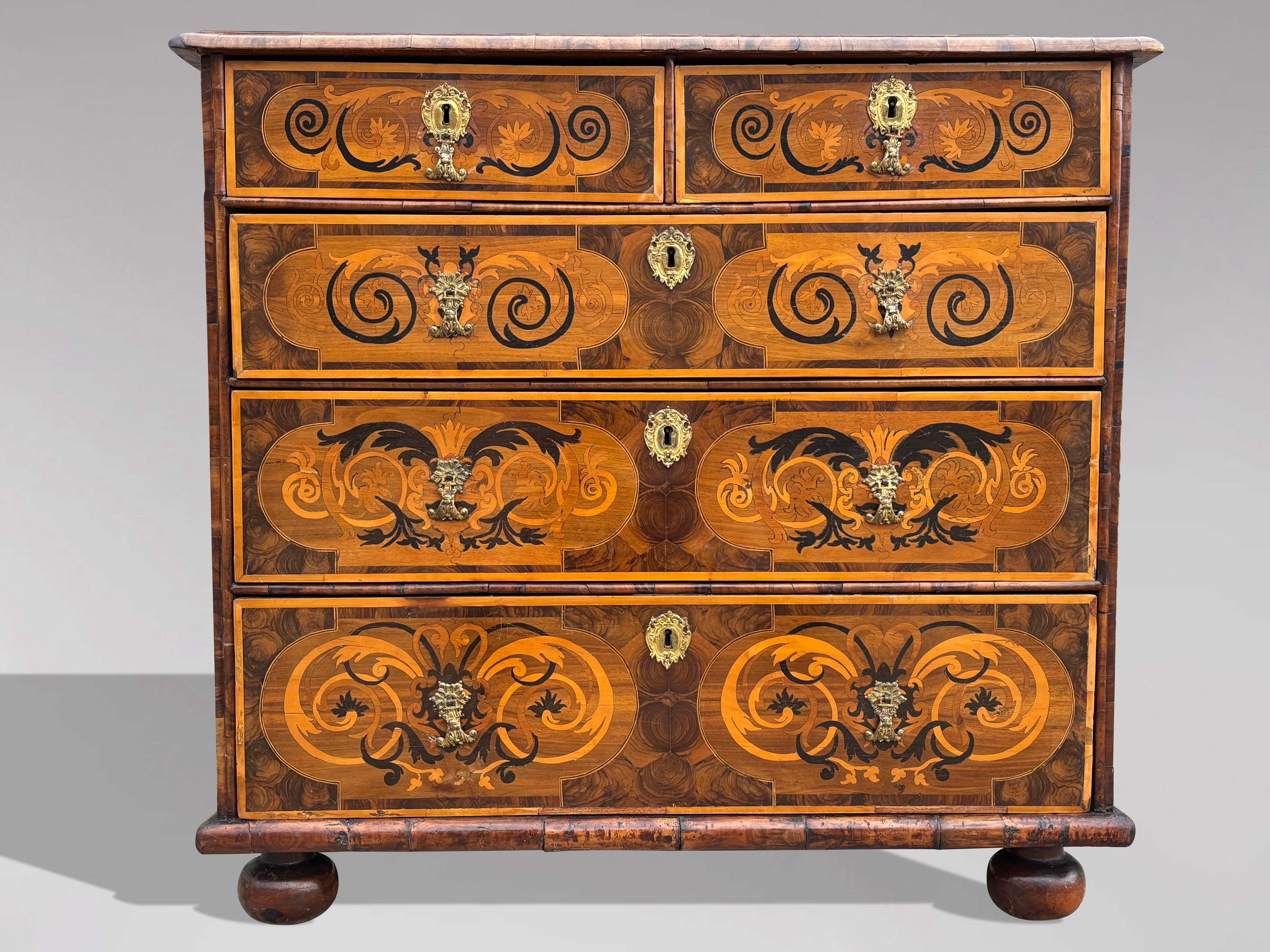 17. Jahrhundert William & Mary Periode Intarsien Auster Kommode (William und Mary) im Angebot