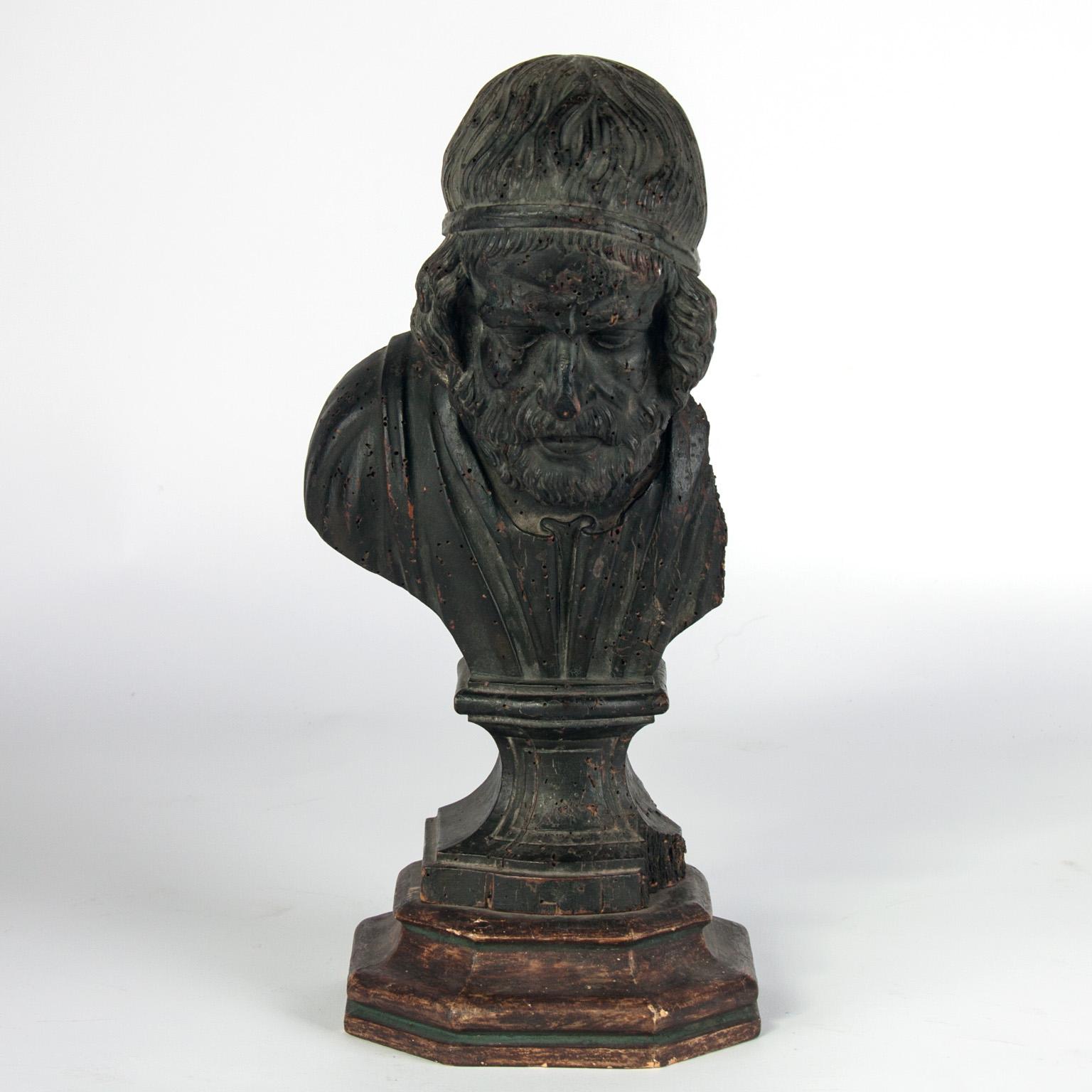 Late 17th century wooden bust of the Greek poet Homerus.
Damage on the right side of the bust, see picture.