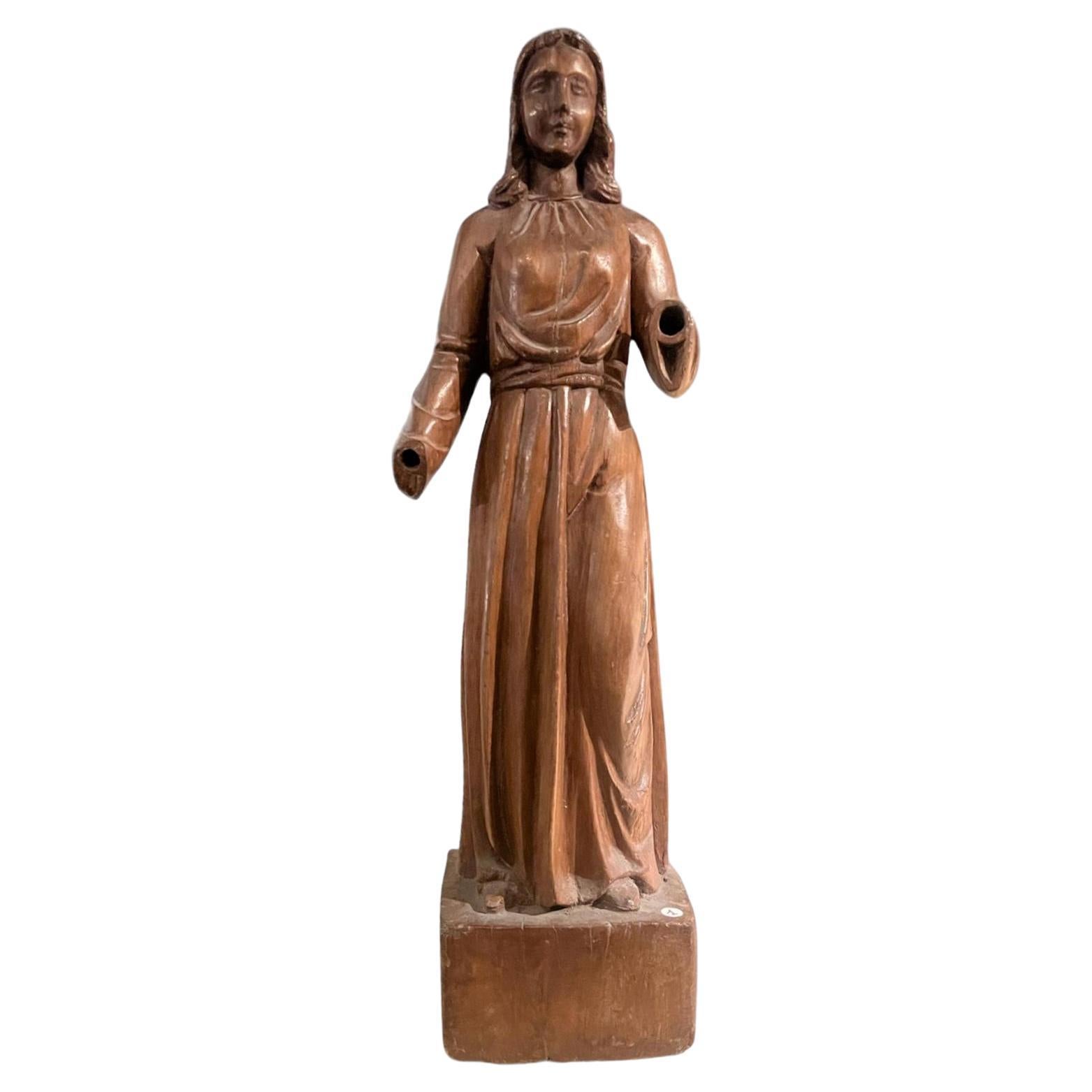 17th Century Wooden sculpture depicting a female figure For Sale