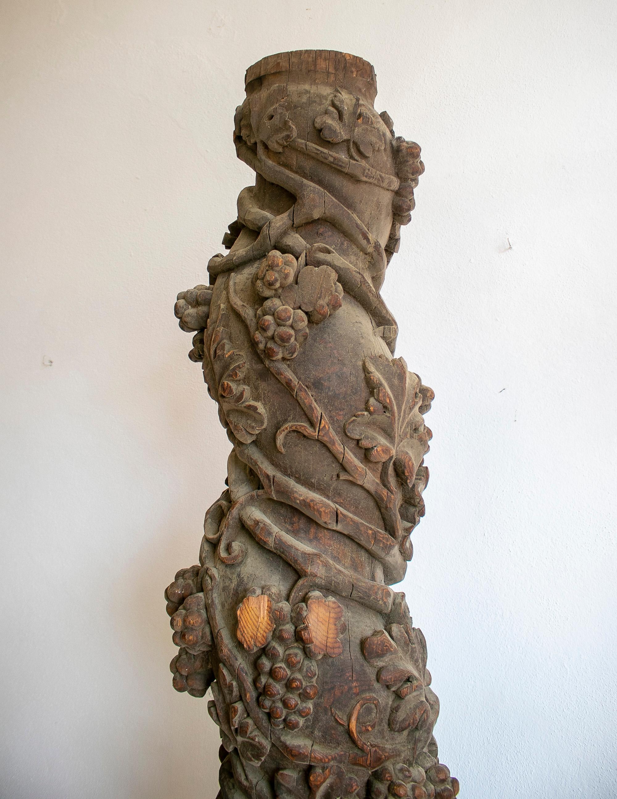 17th century's Italian Hand carved wooden column in the Solomonic style.
