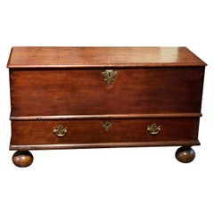 Antique 17th-Early 18th Century Bermuda Blanket Chest with Drawer and Bermuda Dovetails