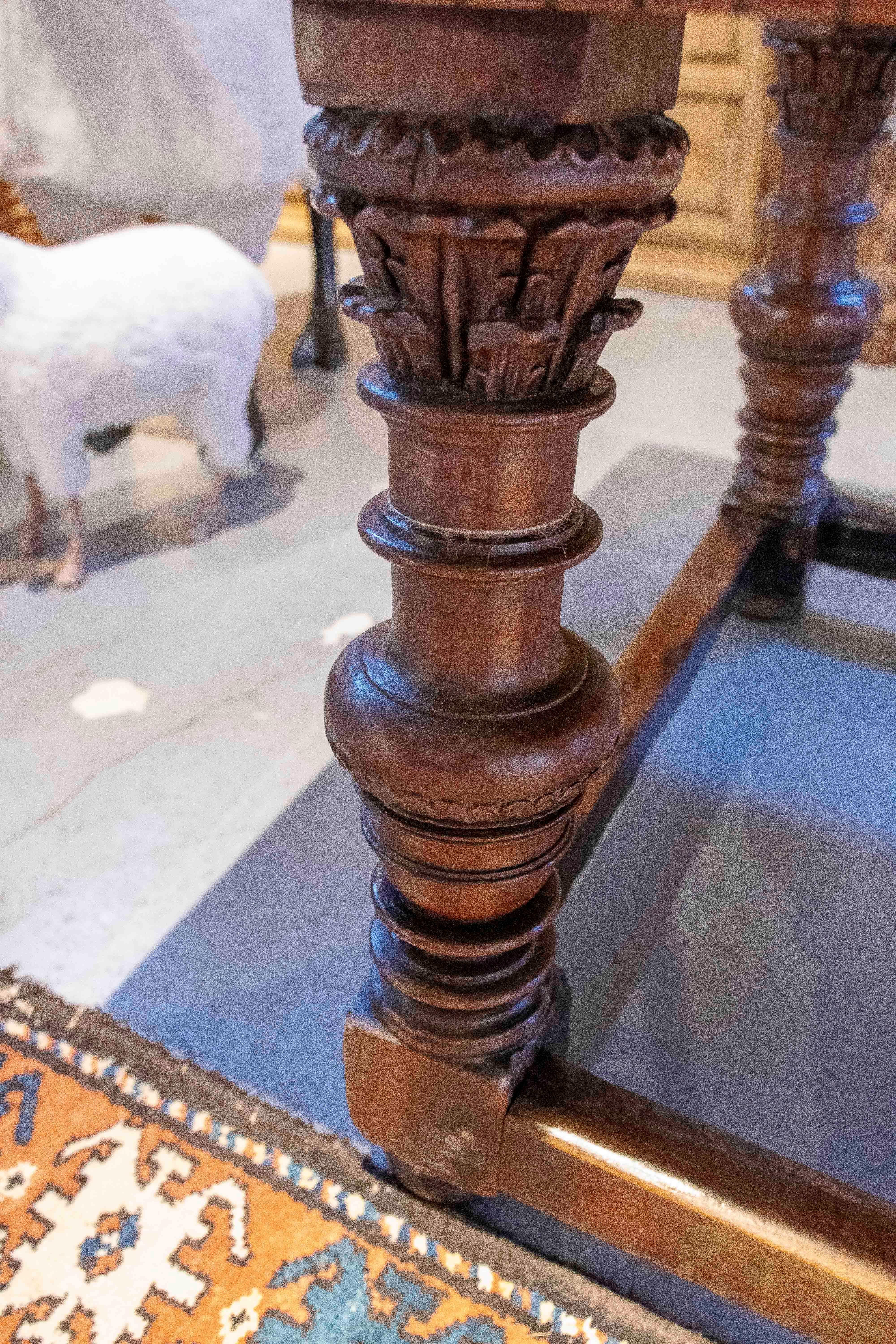 17th Hand-Carved Wooden Table from Burgos with Drawers For Sale 8