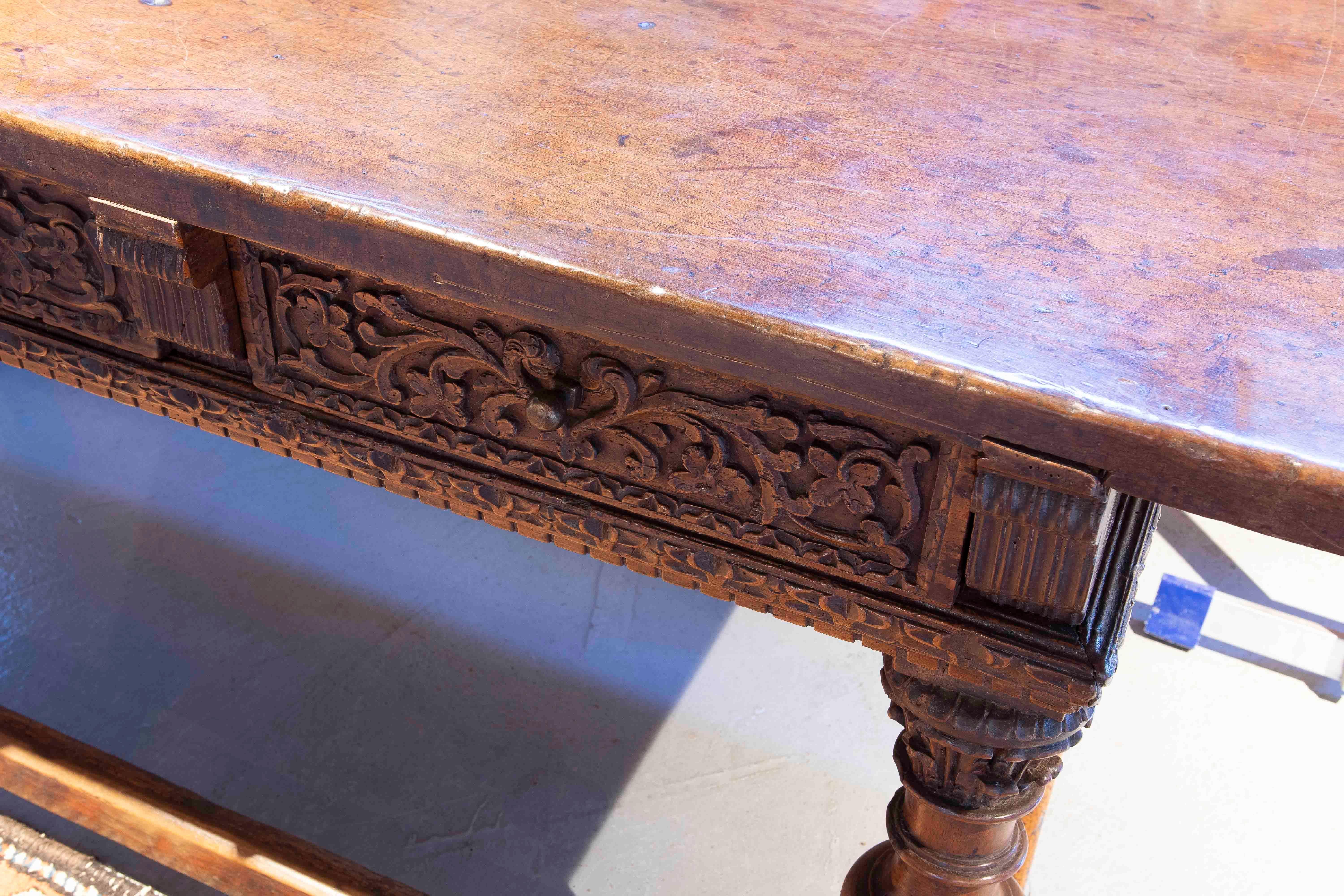 Walnut 17th Hand-Carved Wooden Table from Burgos with Drawers For Sale