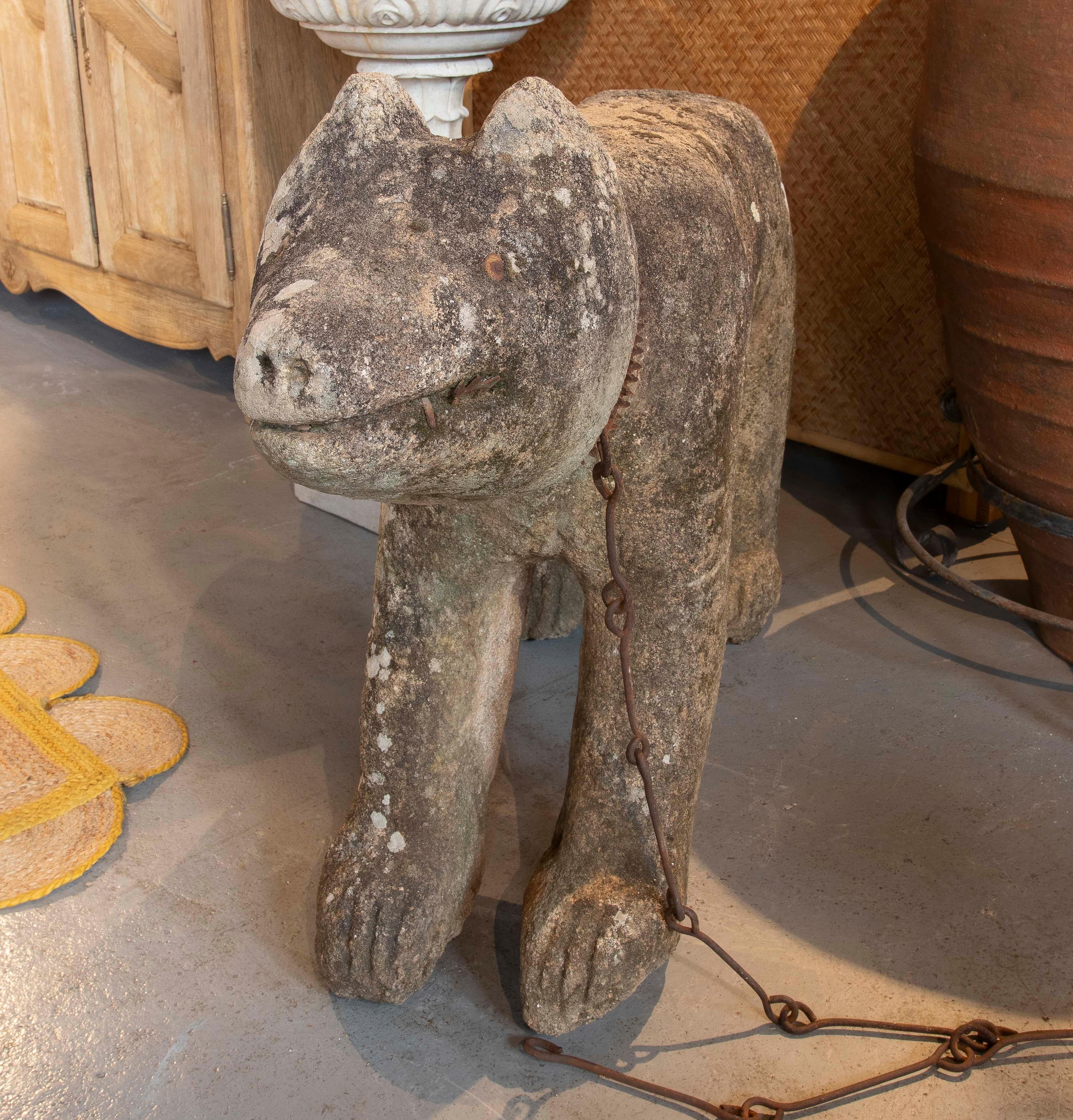 17th Iron Carved Sculpture of Dog in Granite with Details, Portugal In Good Condition In Marbella, ES