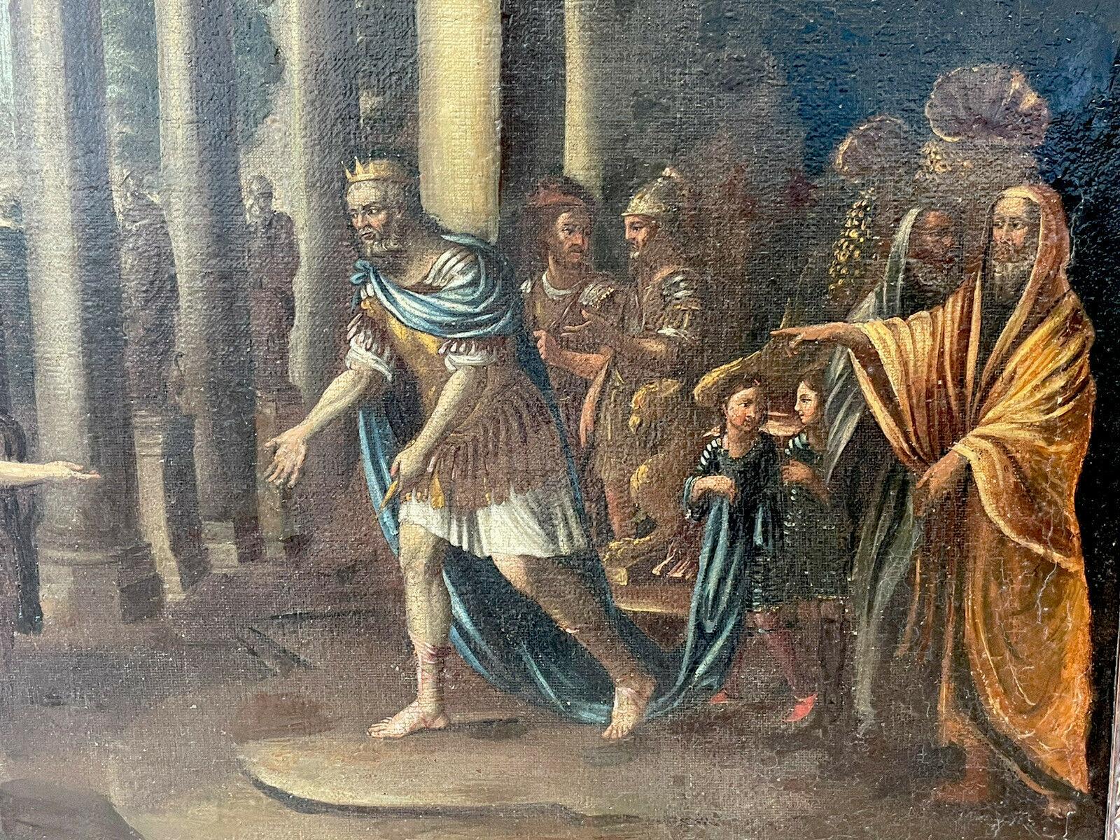 ENORME PINTURA AL ÓLEO DE UN ANTIGUO MAESTRO ITALIANO DEL SIGLO XVII - REY Y FIGURAS DE LA CORTE EDIFICIO ROMANO - Figurative Painting Negro de 17th Italian