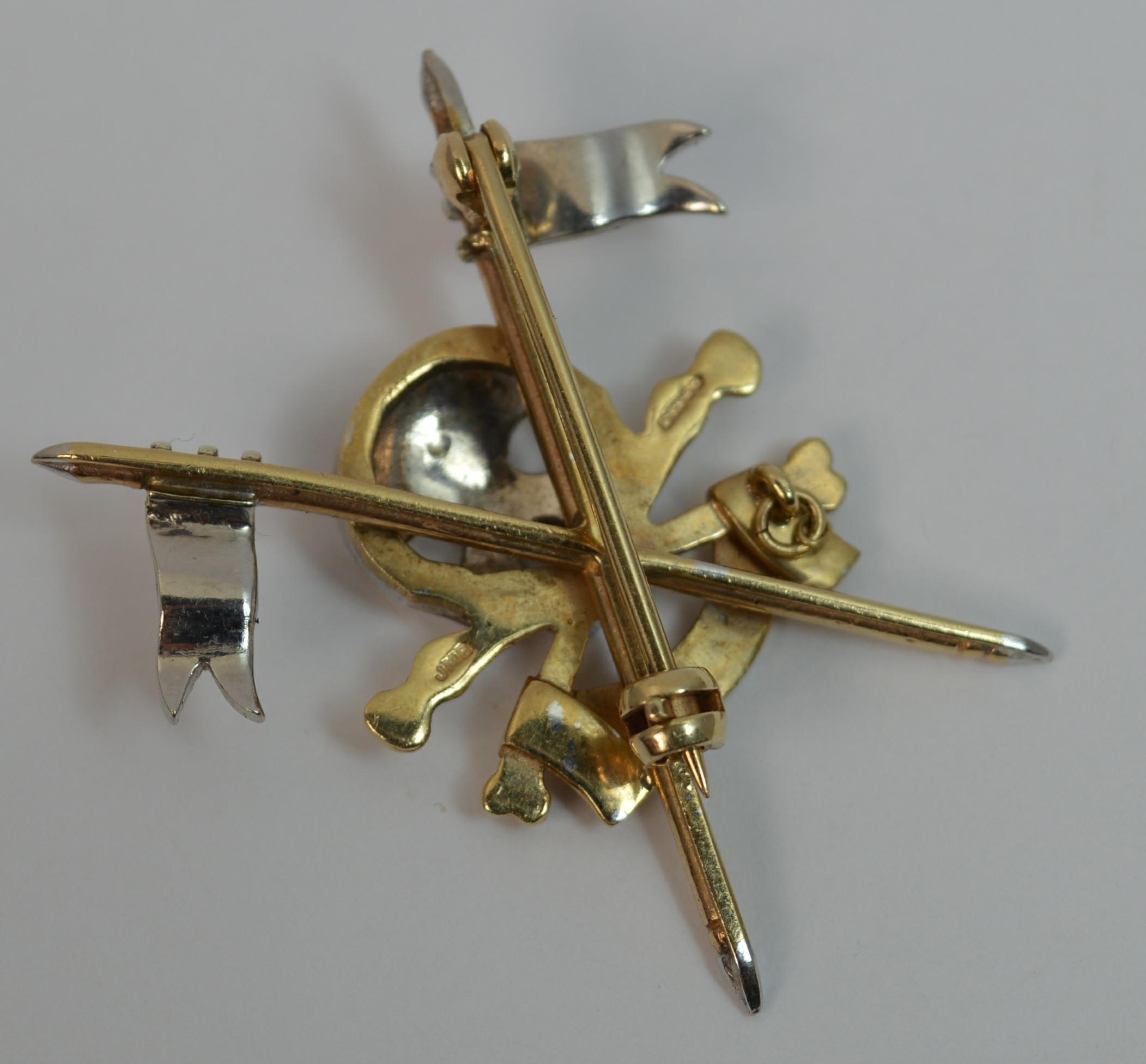 17th Lancers Death or Glory 9 Carat Gold Skull Design Brooch In Excellent Condition In St Helens, GB