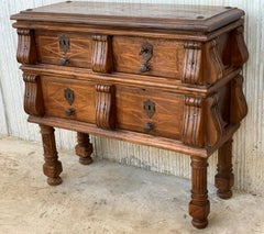 17th Spanish Chest of Drawers with Originals Locks and Marquetry