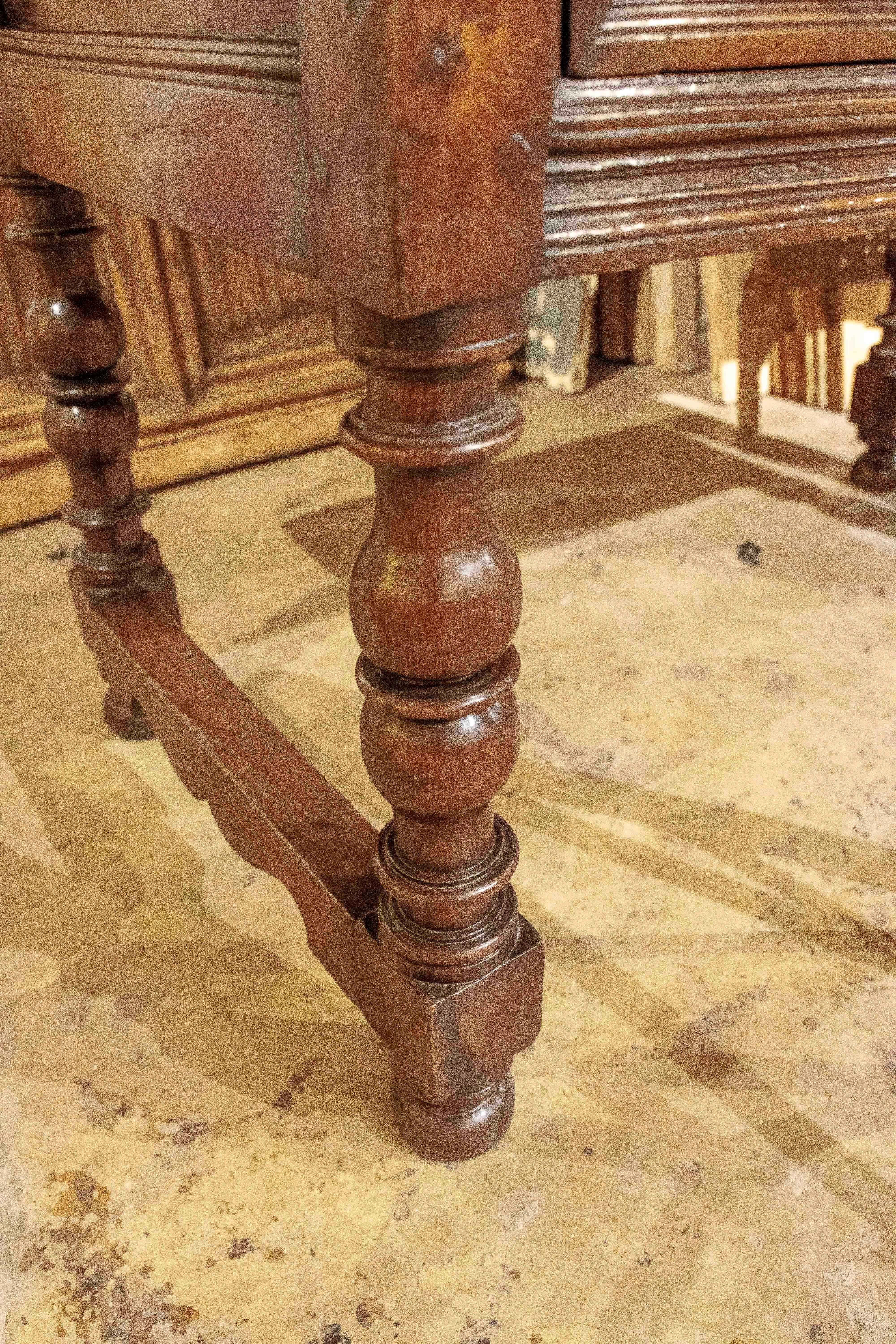 17th Spanish Walnut Table with Hand Carved Drawers & Turned Legs 10