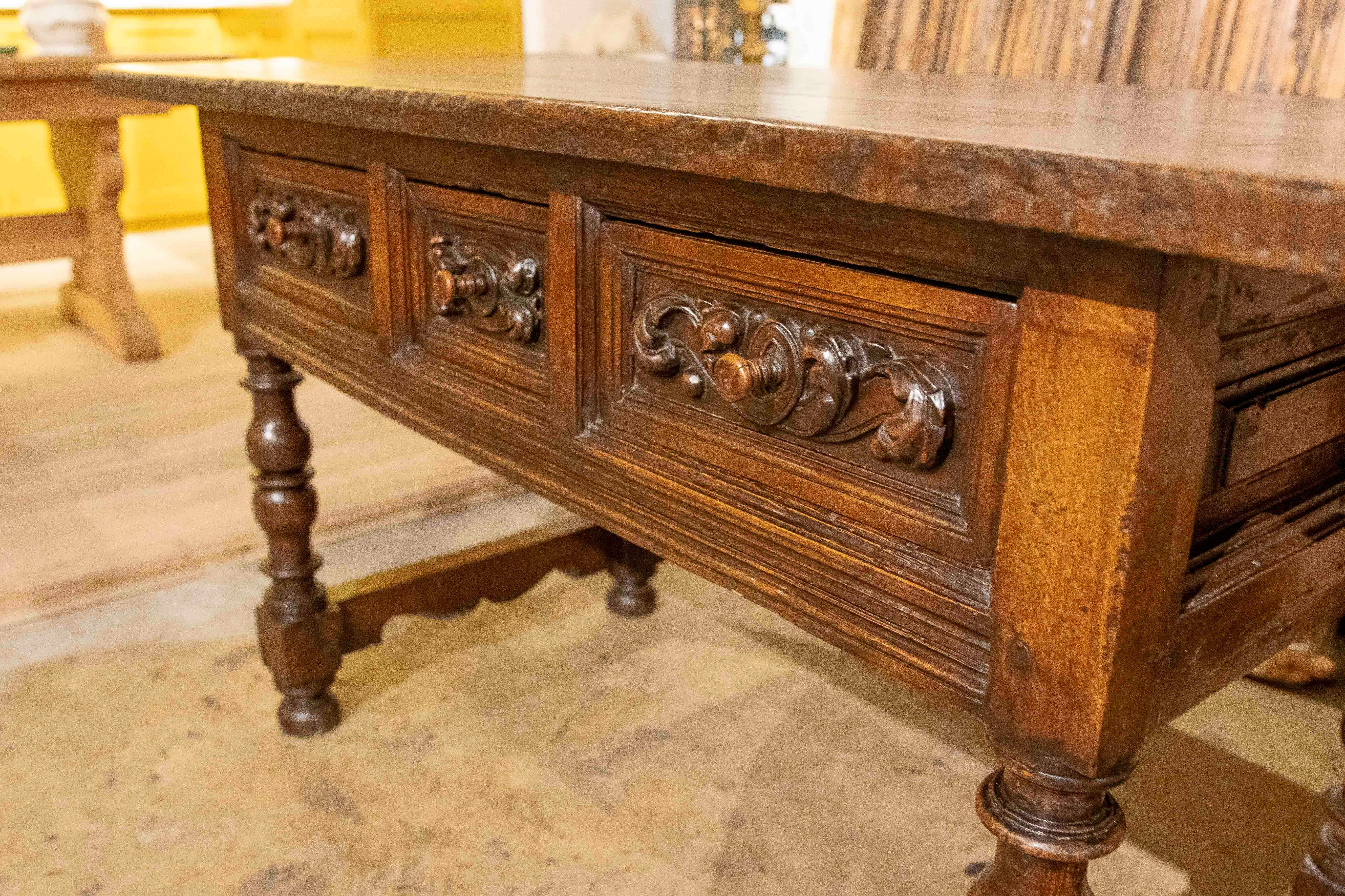 17th Spanish Walnut Table with Hand Carved Drawers & Turned Legs 13