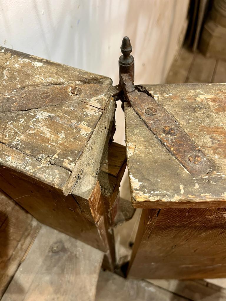 17thC Church cattedra For Sale 7