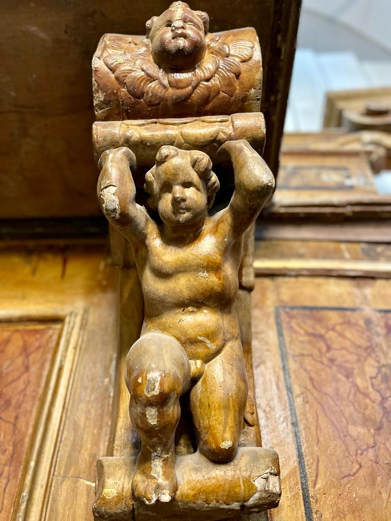 Carved 17thC faux marble altar For Sale