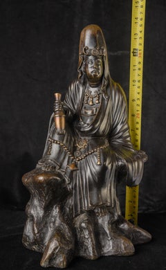 Guanyin coreano pesantemente fuso del XVII secolo, grande 13,8". Cast magistrale