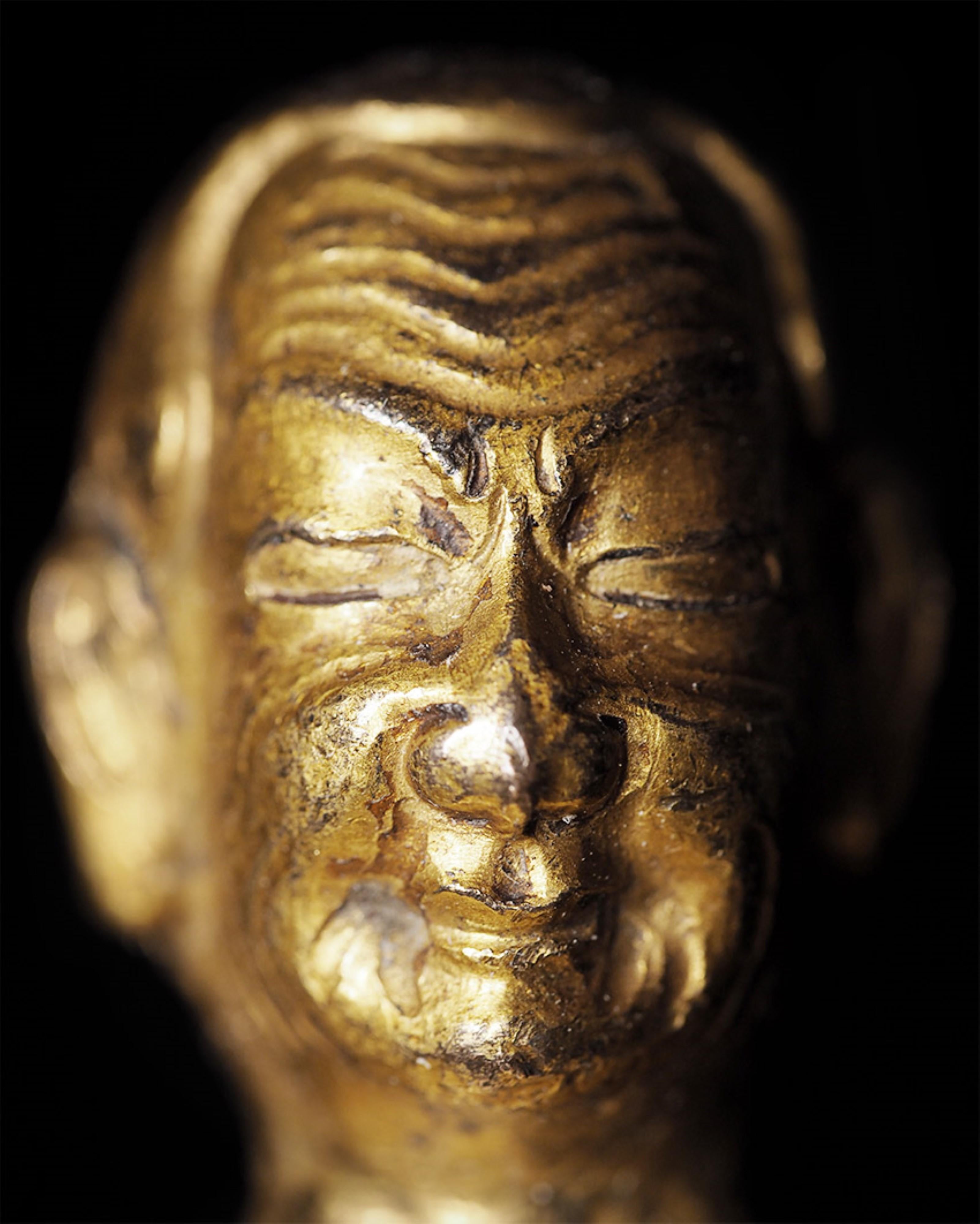 17thC or earlier Tibetan Buddhist Portrait Statue of a Monk in copper.-Animated For Sale 2