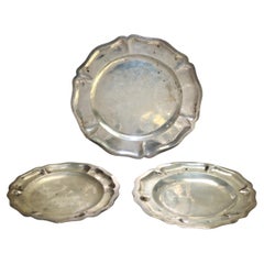 17thC Set of Three Boston Hallmark Sterling Silver Graduated Plates