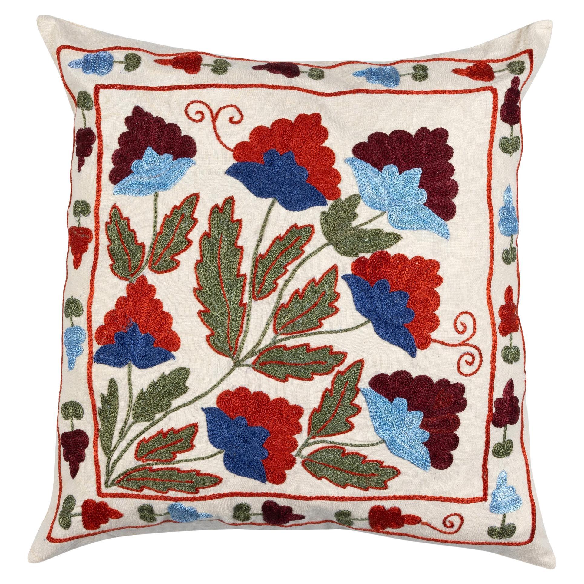 17"x17" Decorative Silk Hand Embroidered Suzani Cushion Cover from Uzbekistan For Sale