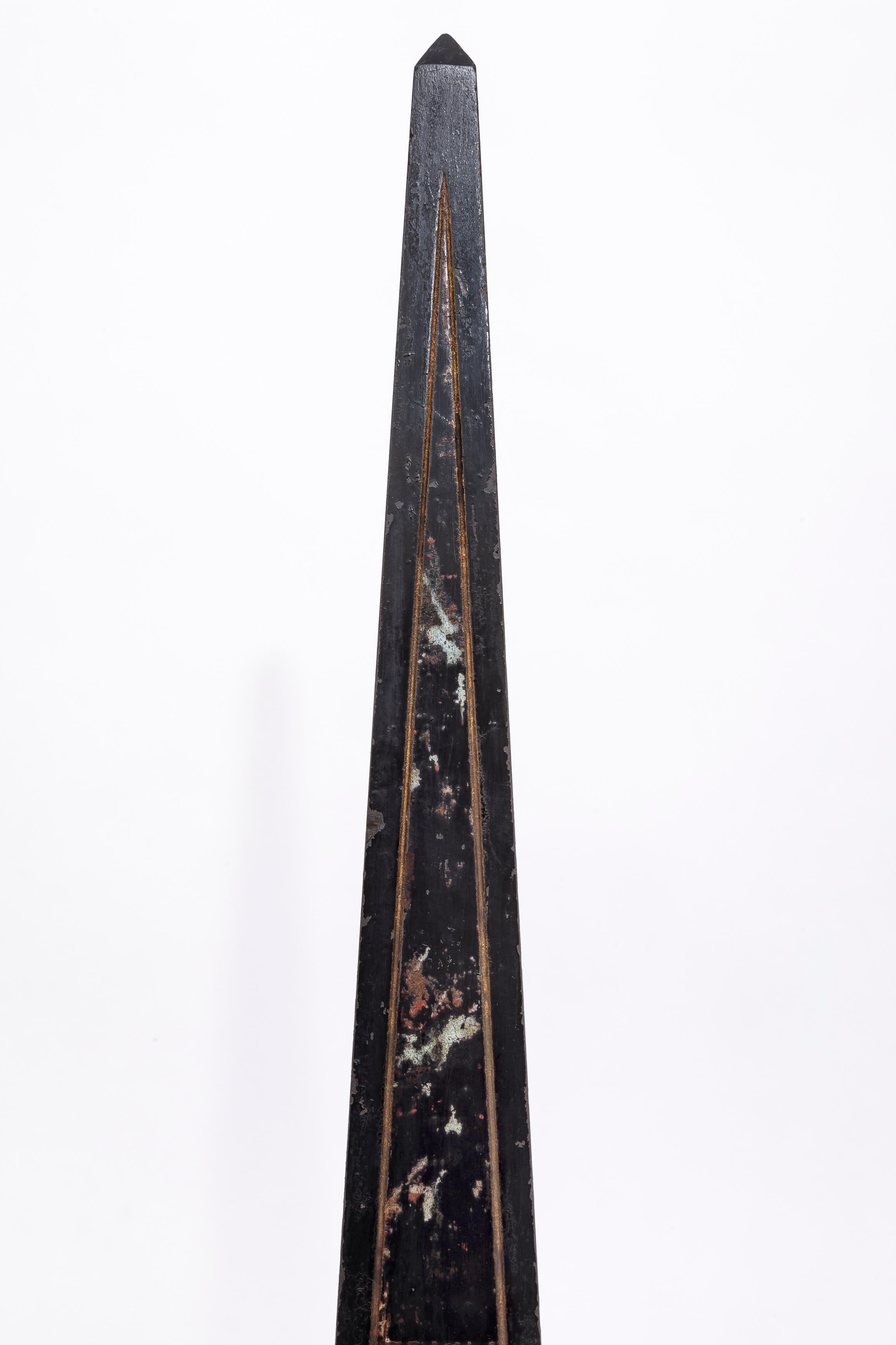 18/19 Jh. Italienische Grand Tour Feiner antiker gemischter Marmor und Scagliola Obelisk (19. Jahrhundert) im Angebot