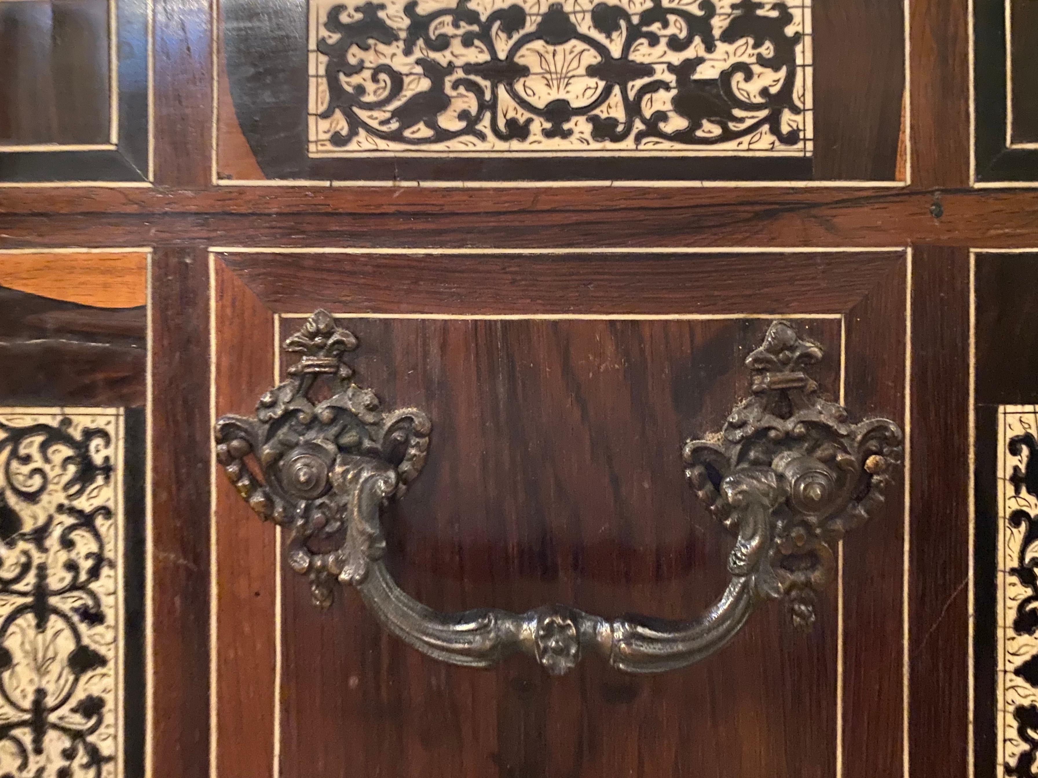18th-19th Century Rosewood and Ebony Italian Table Cabinet, Box or Mini Trunk 7