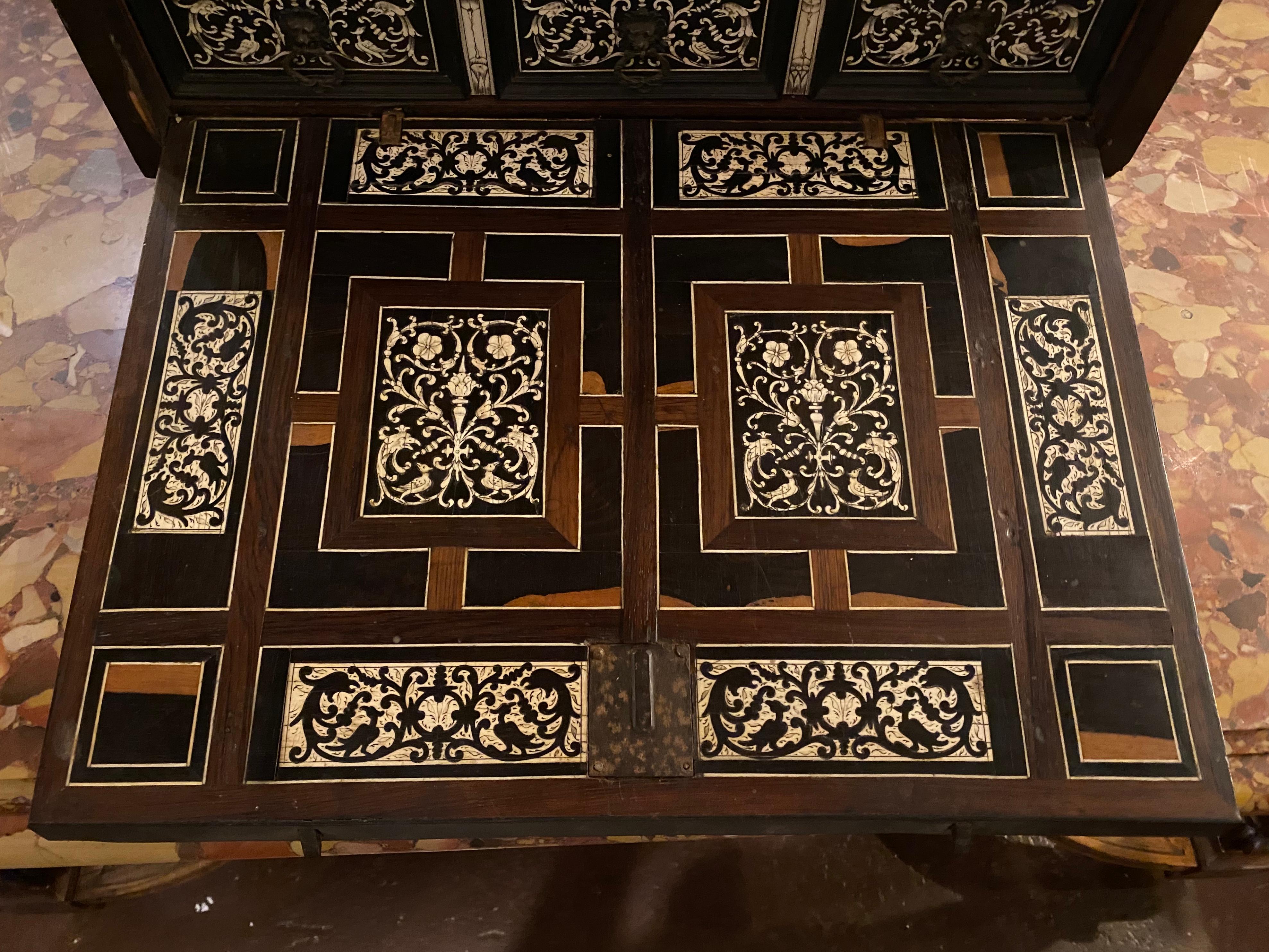 18th-19th Century Rosewood and Ebony Italian Table Cabinet, Box or Mini Trunk 12